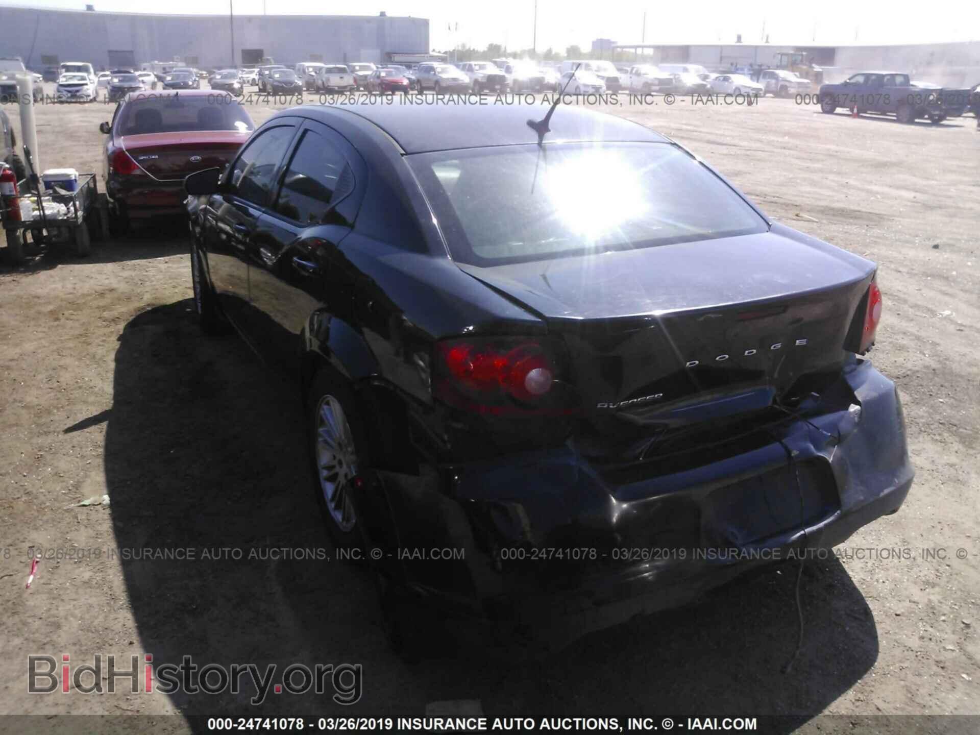 2011 DODGE AVENGER - VIN: 1B3BD4FB1BN588074 - Фото 3