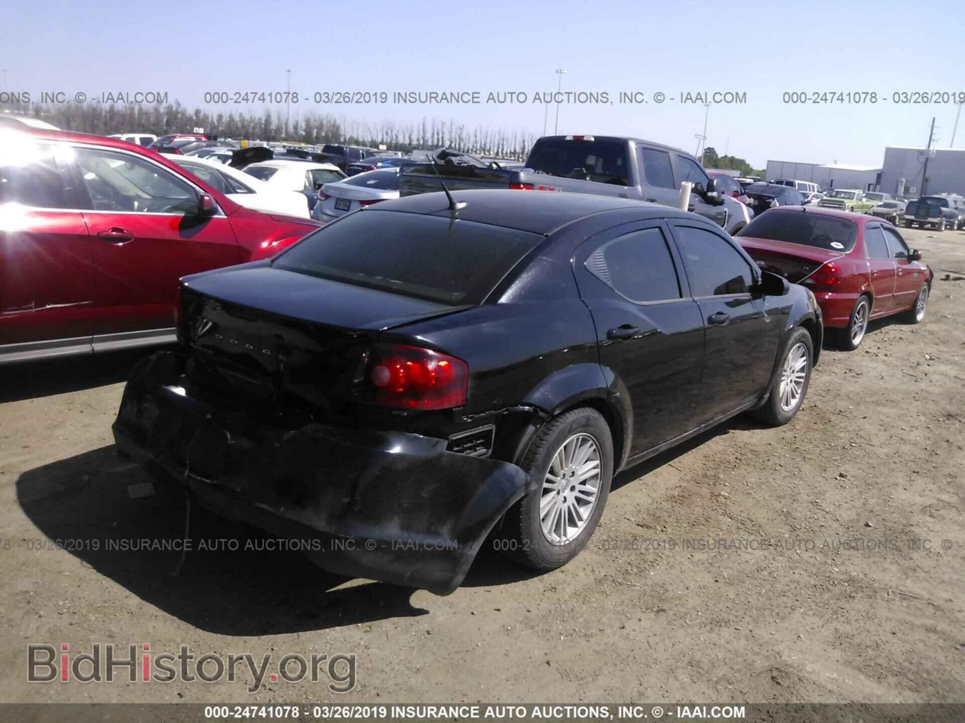2011 DODGE AVENGER - VIN: 1B3BD4FB1BN588074 - Фото 4