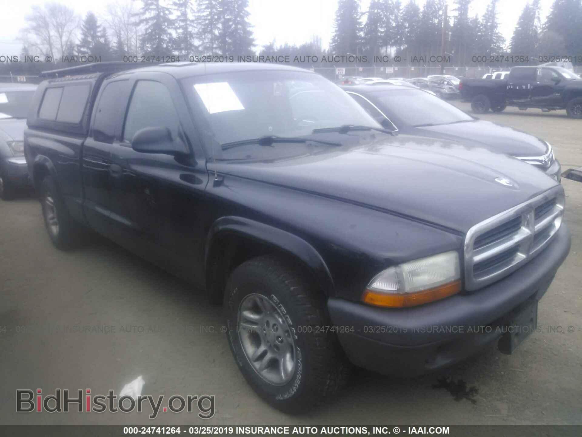 Photo 1D7GL12K24S668893 - DODGE DAKOTA 2004