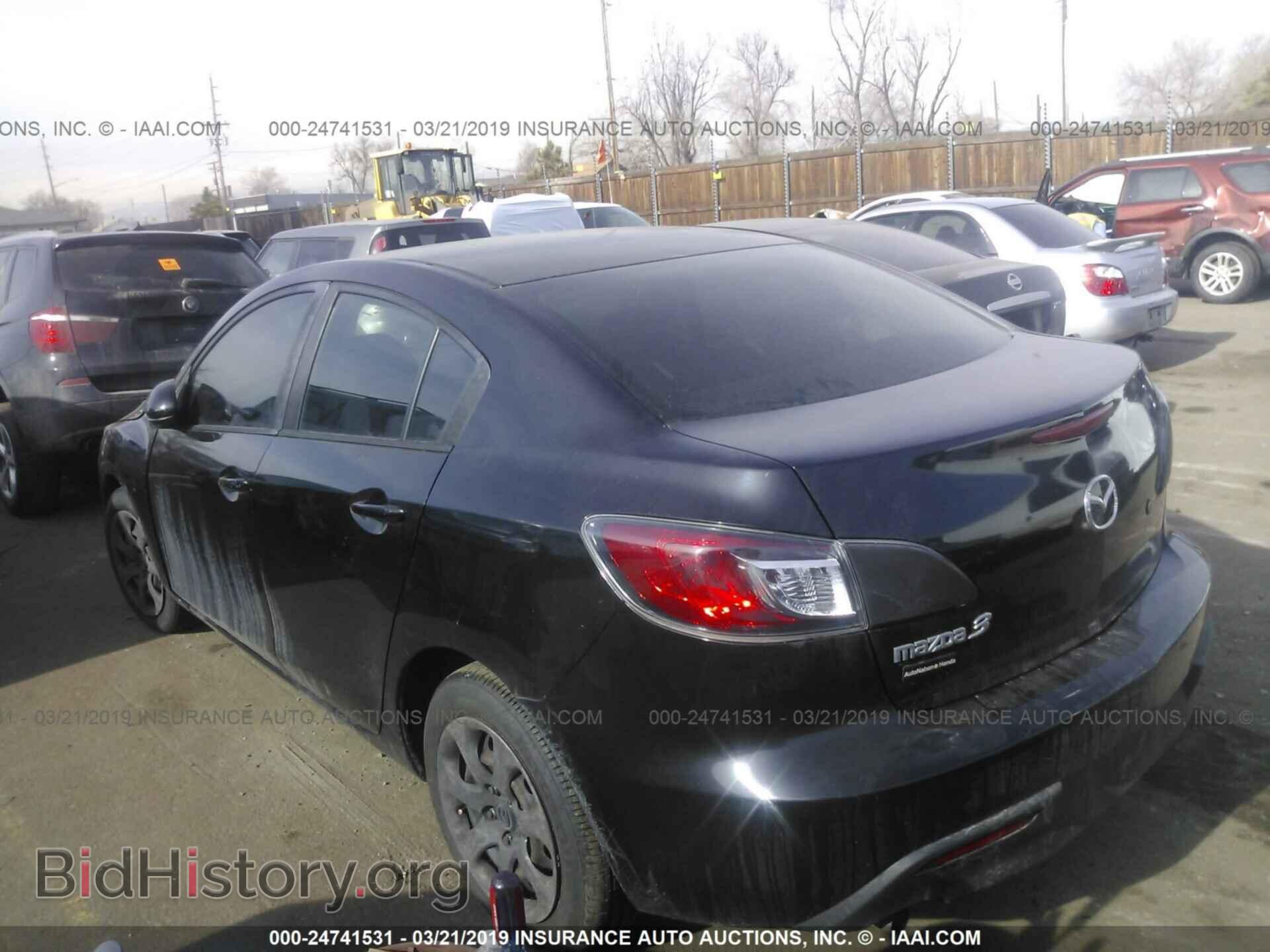 2011 MAZDA 3 - VIN: JM1BL1UF8B1380514 - Фото 3