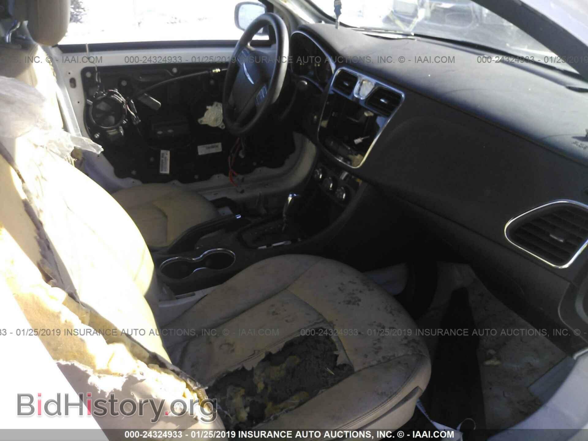 2012 CHRYSLER 200 - VIN: 1C3CCBAB8CN291651 - Photo 5