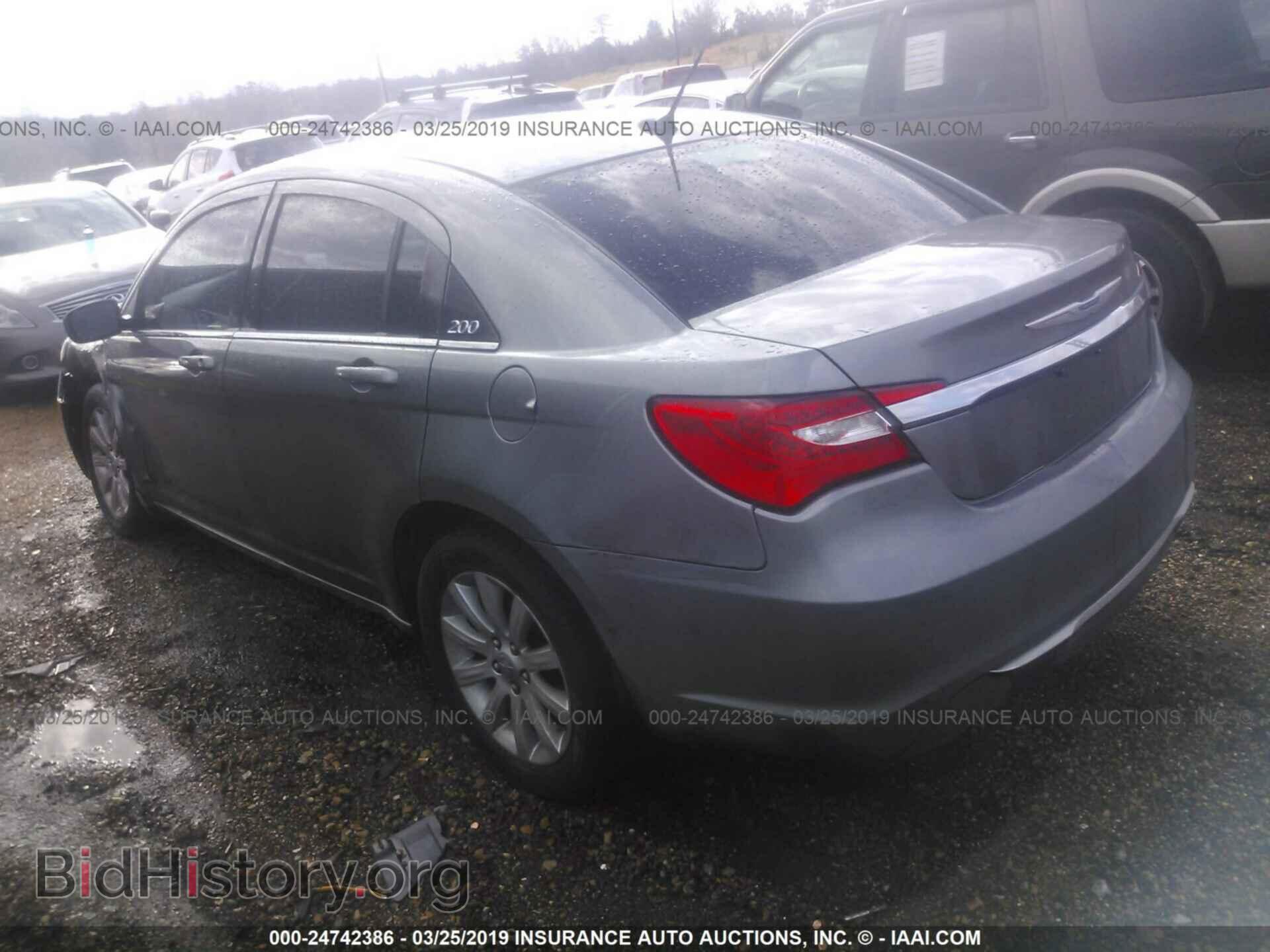 2013 CHRYSLER 200 - VIN: 1C3CCBBB8DN556116 - Фото 3