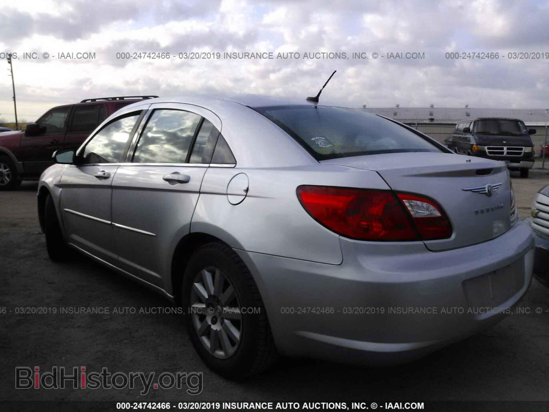 2010 CHRYSLER SEBRING - VIN: 1C3CC4FB9AN185131 - Фото 3