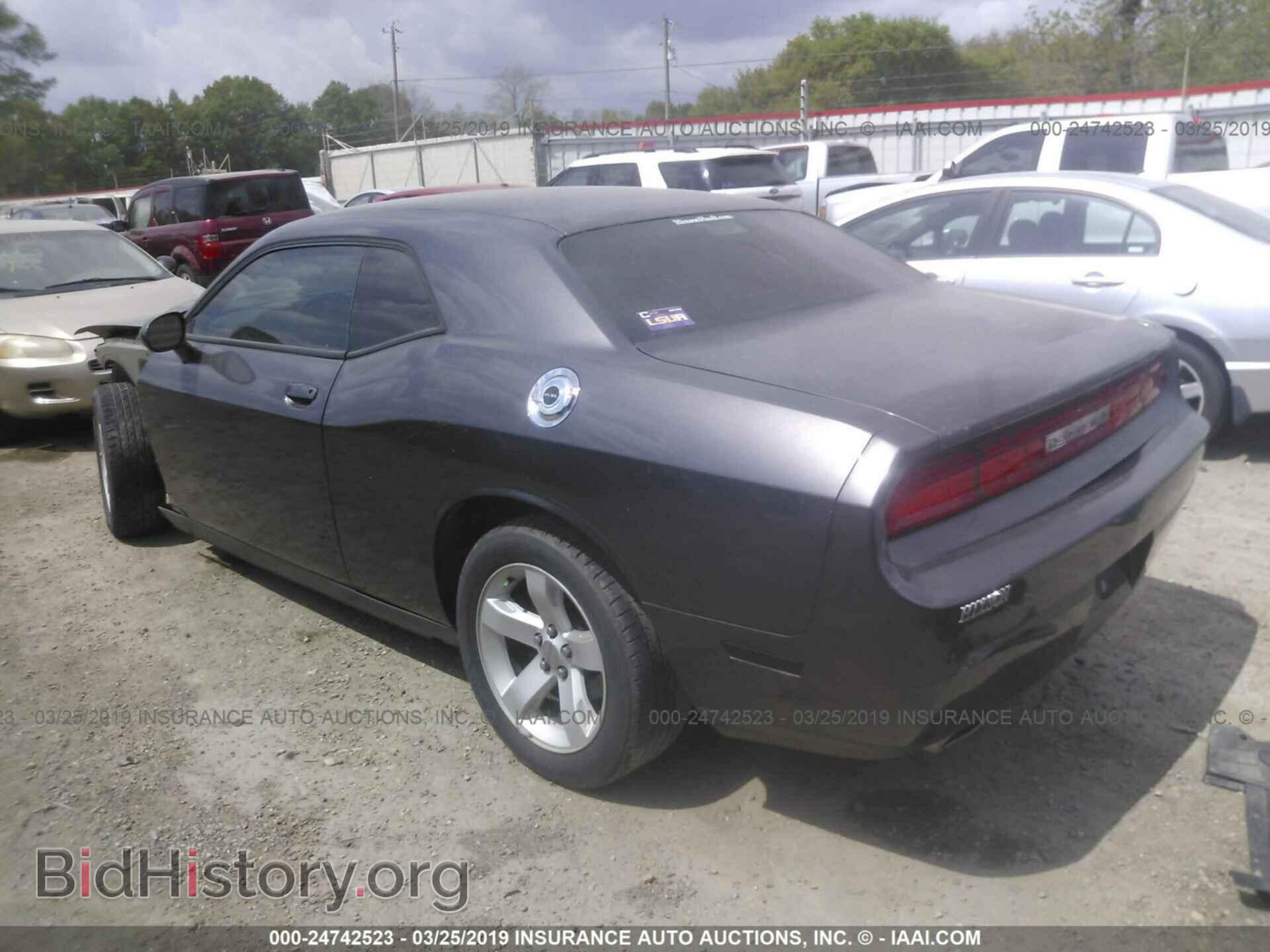 2014 DODGE CHALLENGER - VIN: 2C3CDYAG6EH250958 - Фото 3