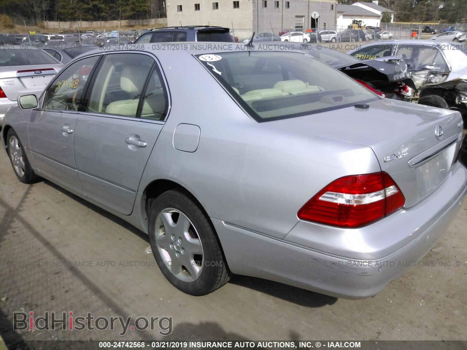 2004 LEXUS LS - VIN: JTHBN36F840140096 - Фото 3