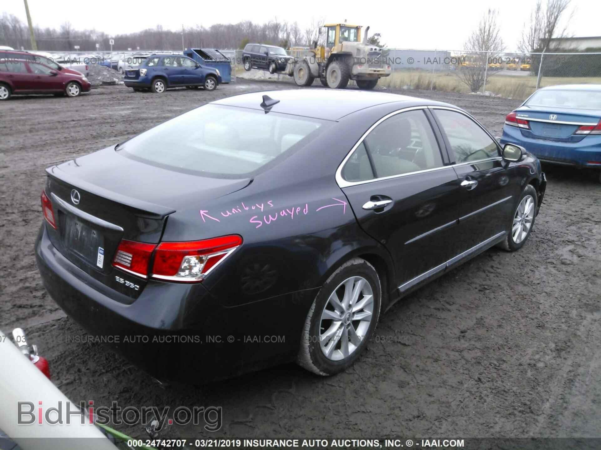 2011 LEXUS ES - VIN: JTHBK1EG1B2418152 - Фото 4
