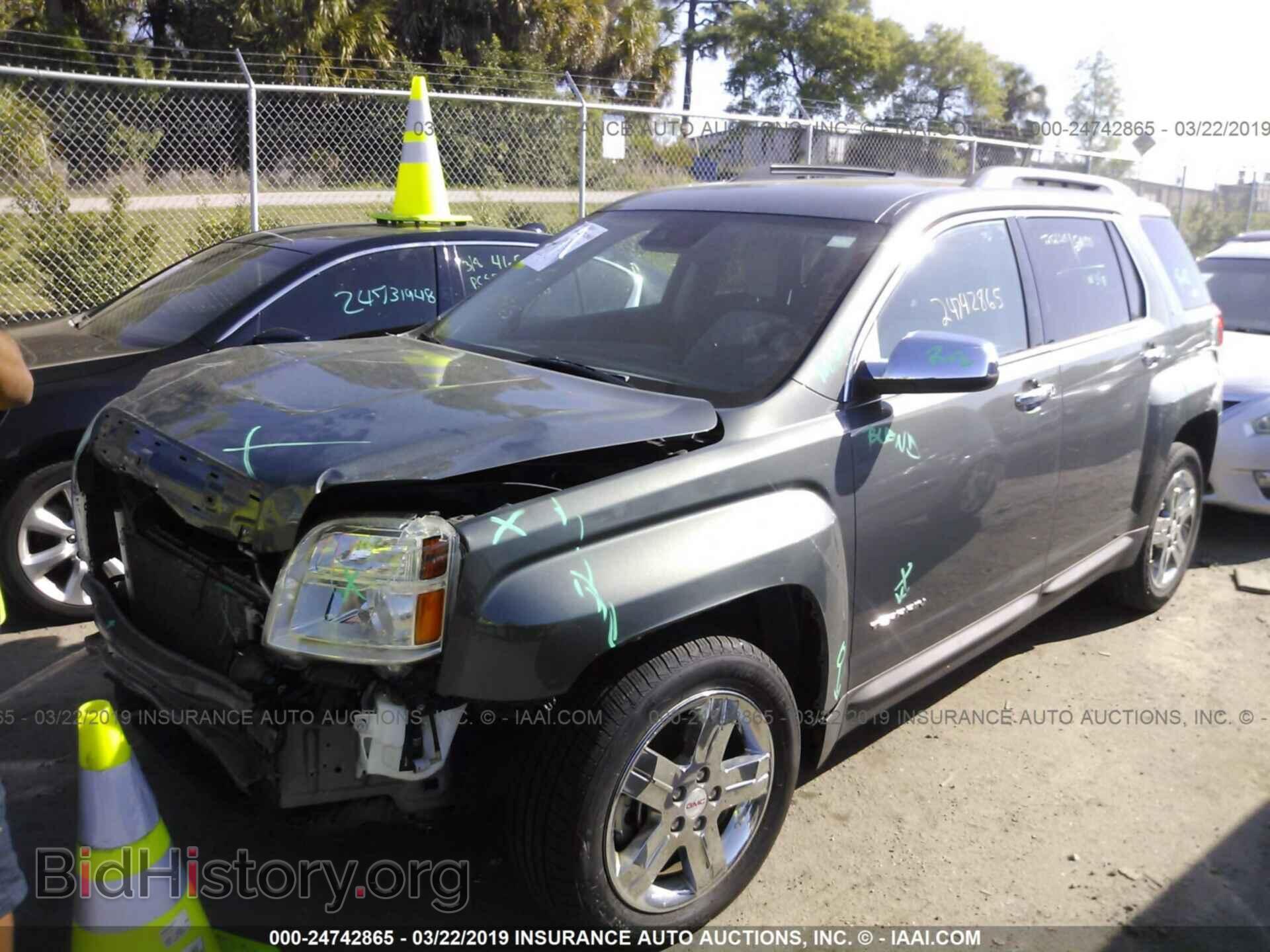 2013 GMC TERRAIN - VIN: 2GKFLWE38D6234623 - Photo 2