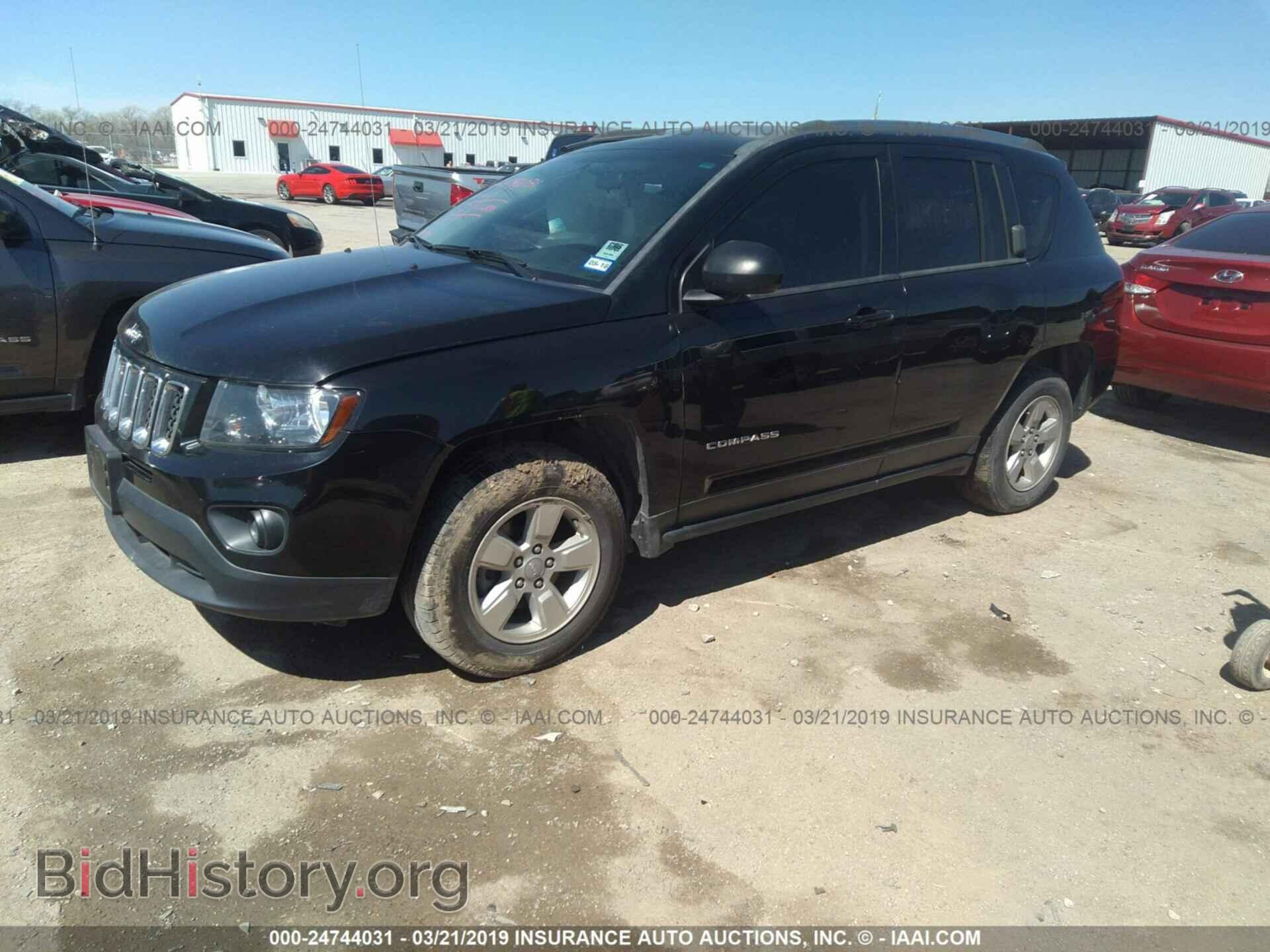 2014 JEEP COMPASS - VIN: 1C4NJCBAXED818104 - Photo 2