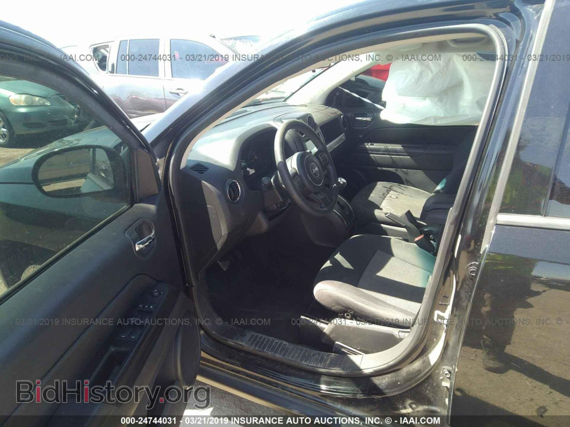 2014 JEEP COMPASS - VIN: 1C4NJCBAXED818104 - Photo 5