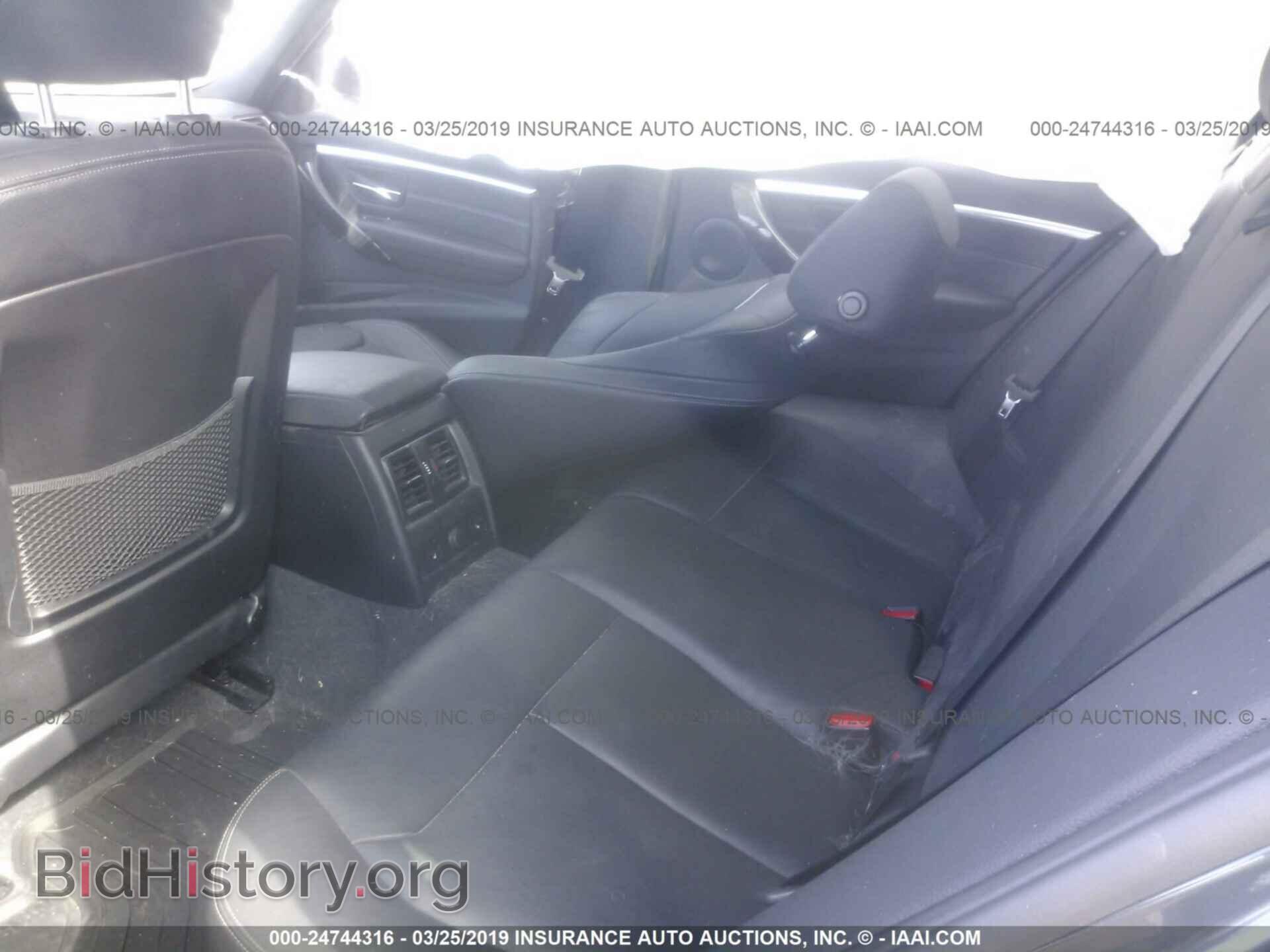 2017 BMW 330 - VIN: WBA8K3C51HK678677 - Фото 8