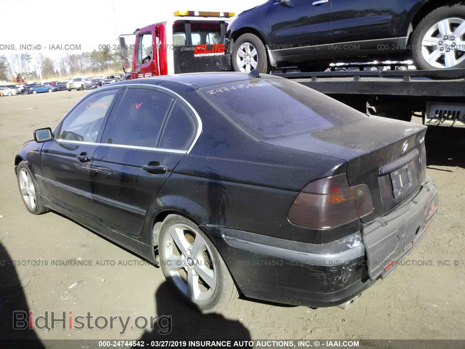 2005 BMW 330 - VIN: WBAEV53495KM42626 - Фото 3