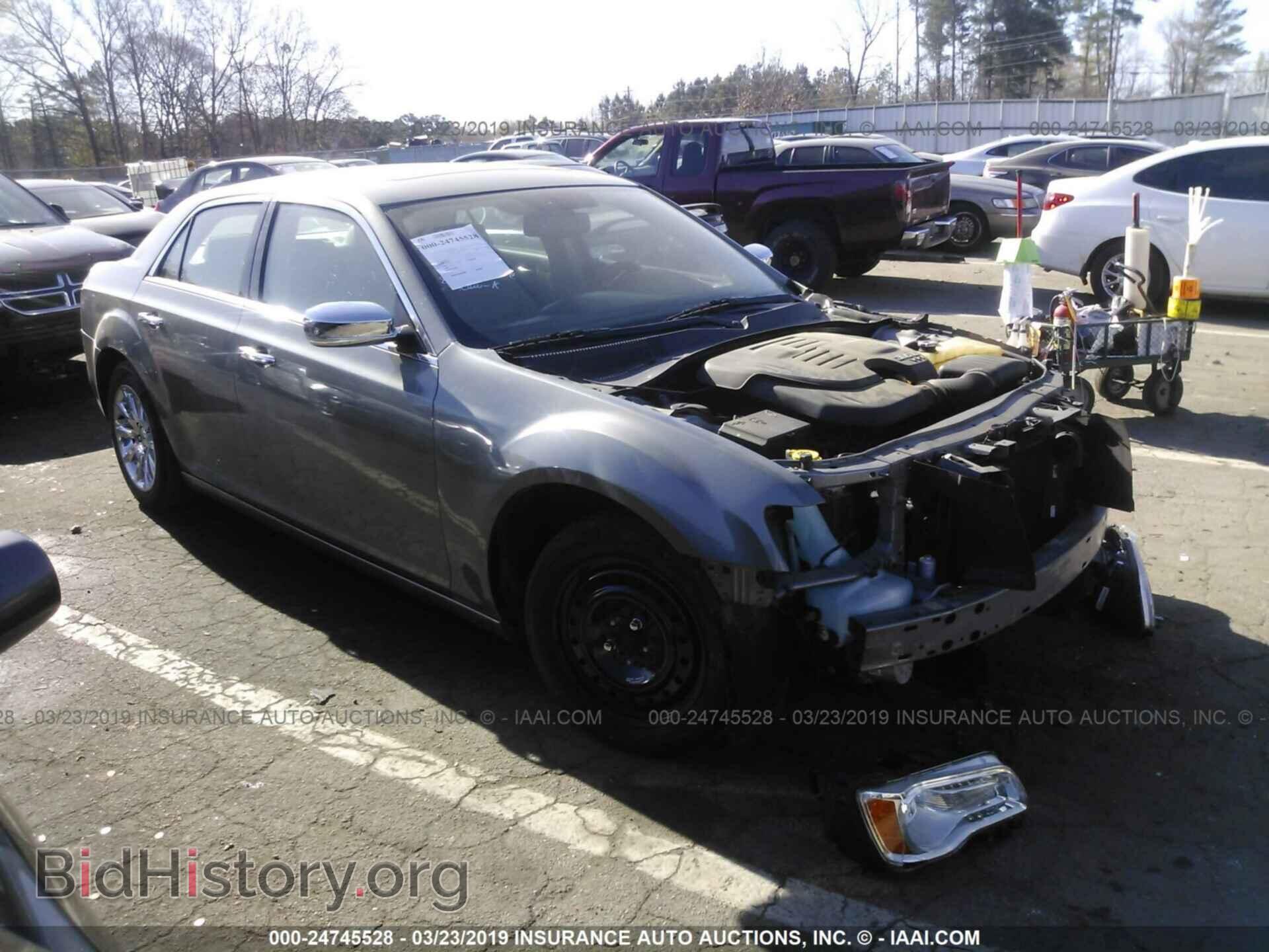Фотография 2C3CA5CG5BH514610 - CHRYSLER 300 2011