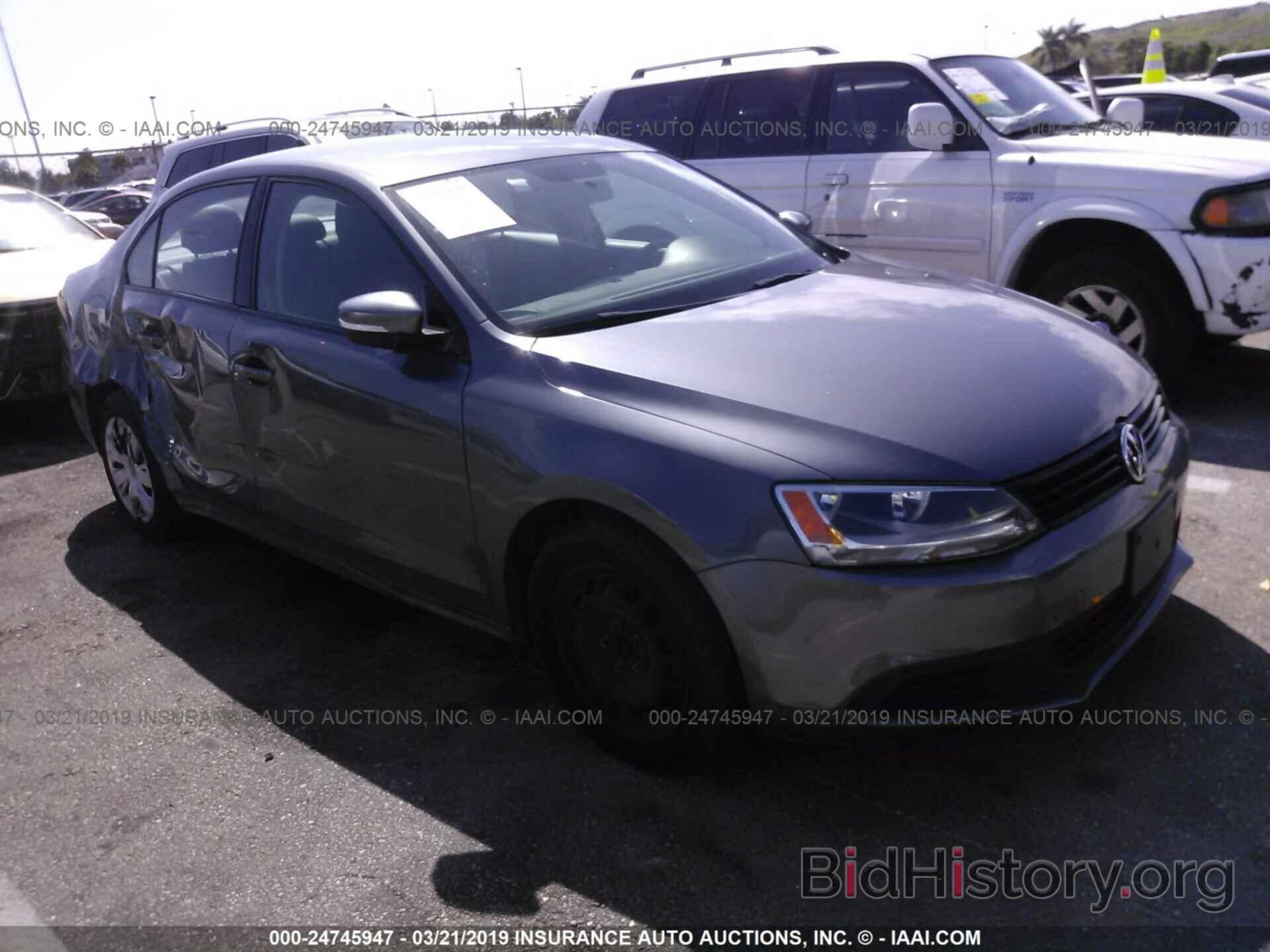 Photo 3VWD17AJ7EM284694 - VOLKSWAGEN JETTA 2014