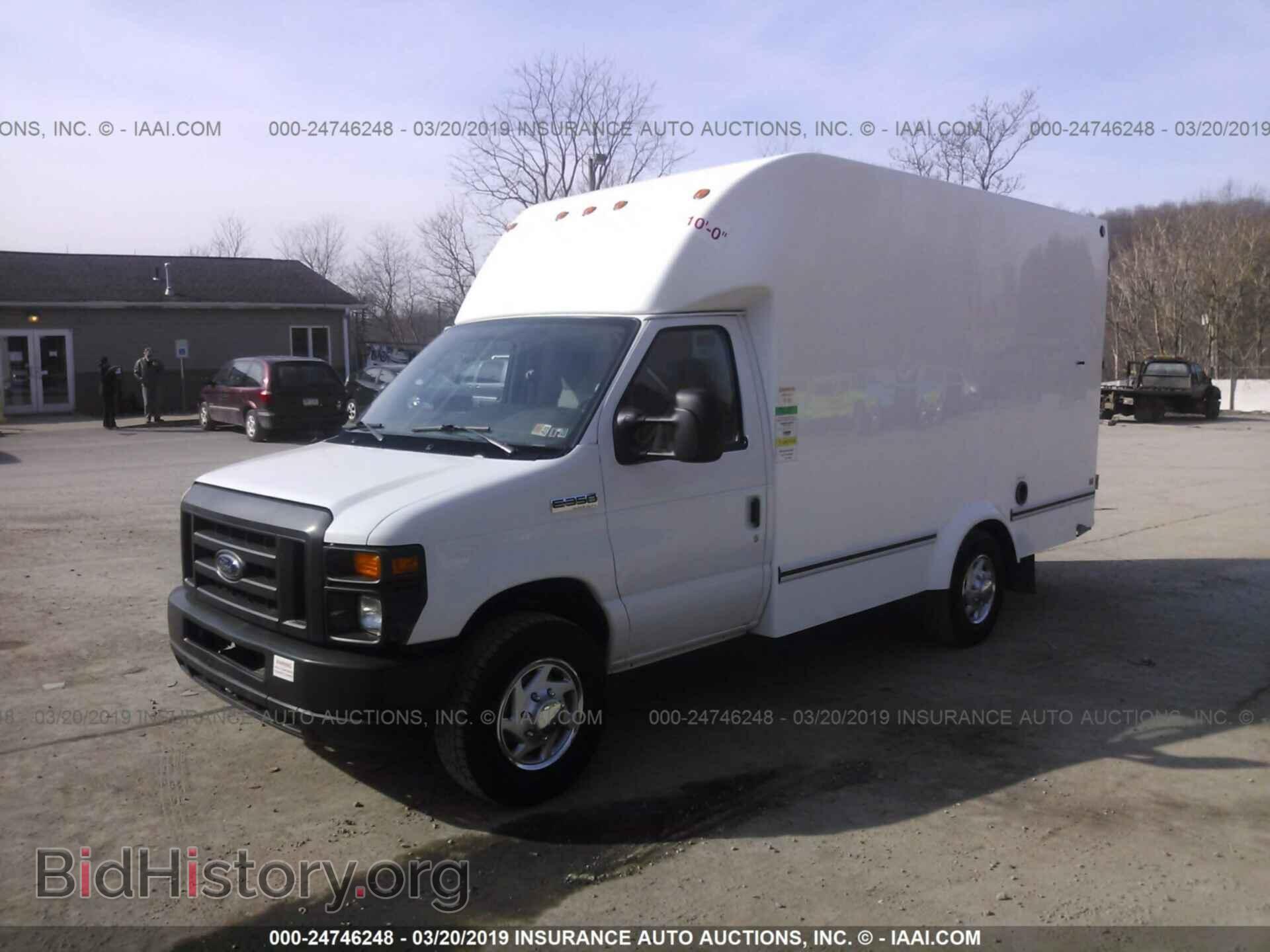 2017 FORD ECONOLINE - VIN: 1FDWE3FSXHDC21000 - Фото 2