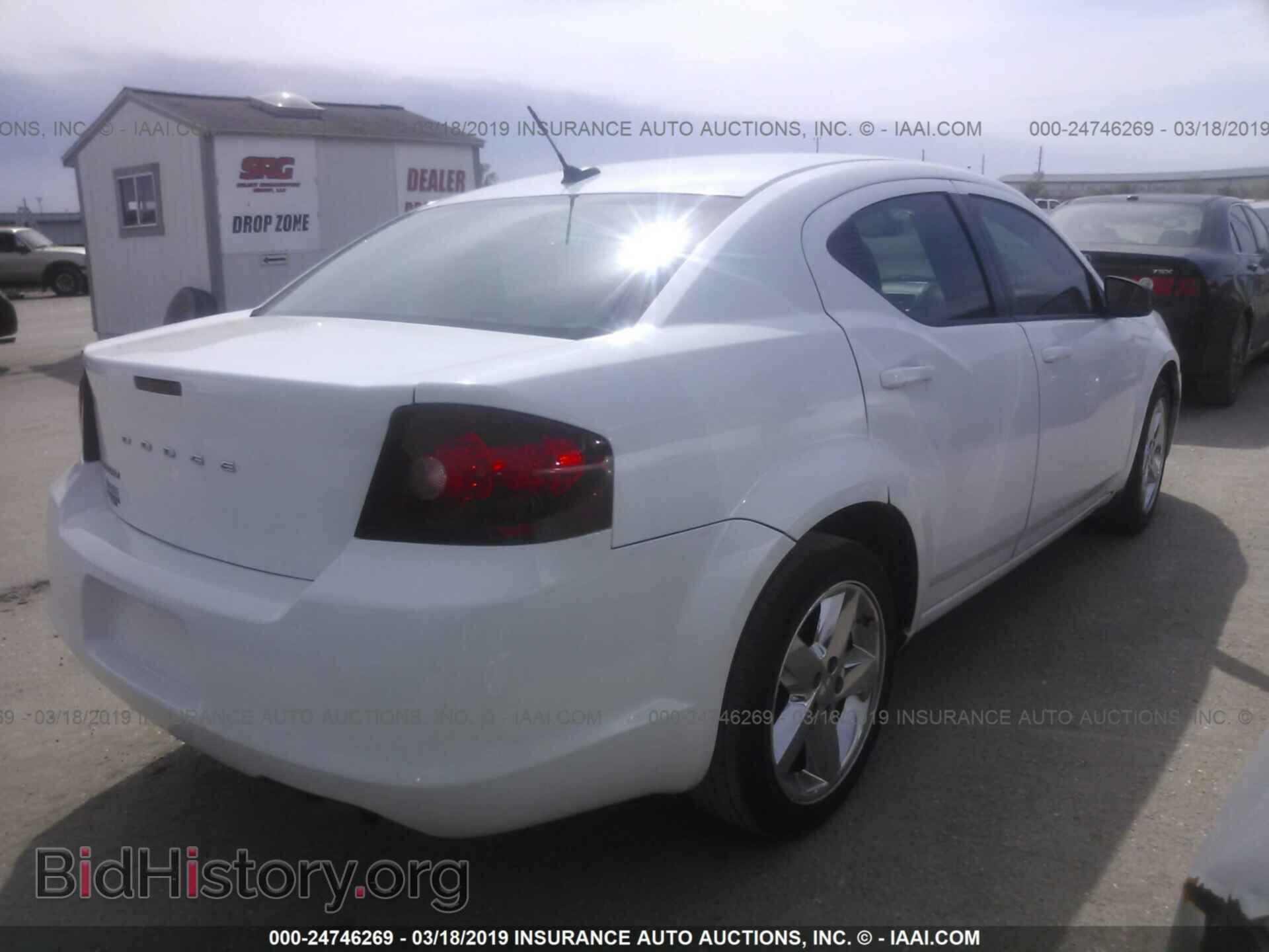 2011 DODGE AVENGER - VIN: 1B3BD2FB7BN549140 - Photo 4