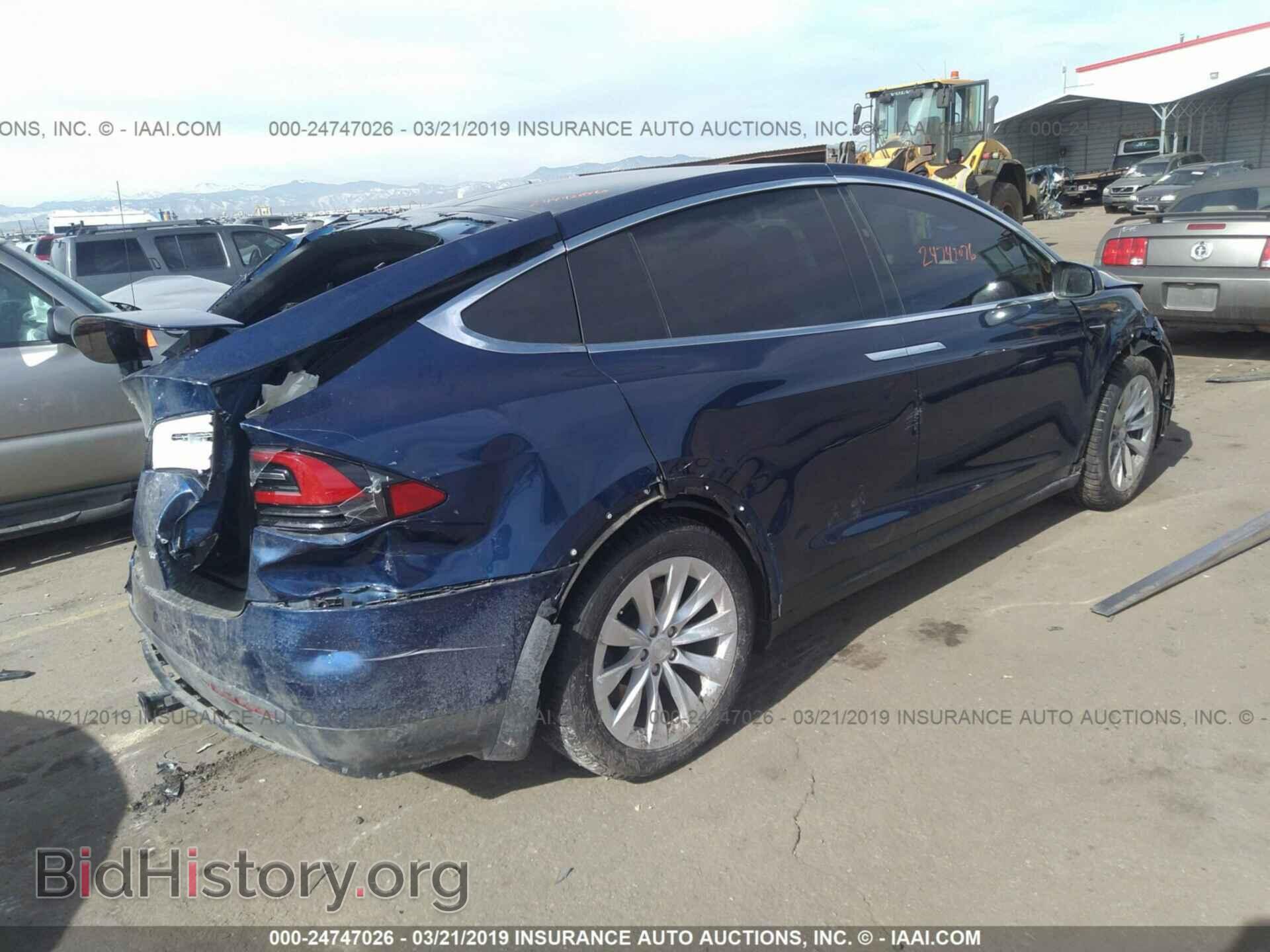 2018 TESLA MODEL X - VIN: 5YJXCAE24JF090441 - Фото 4