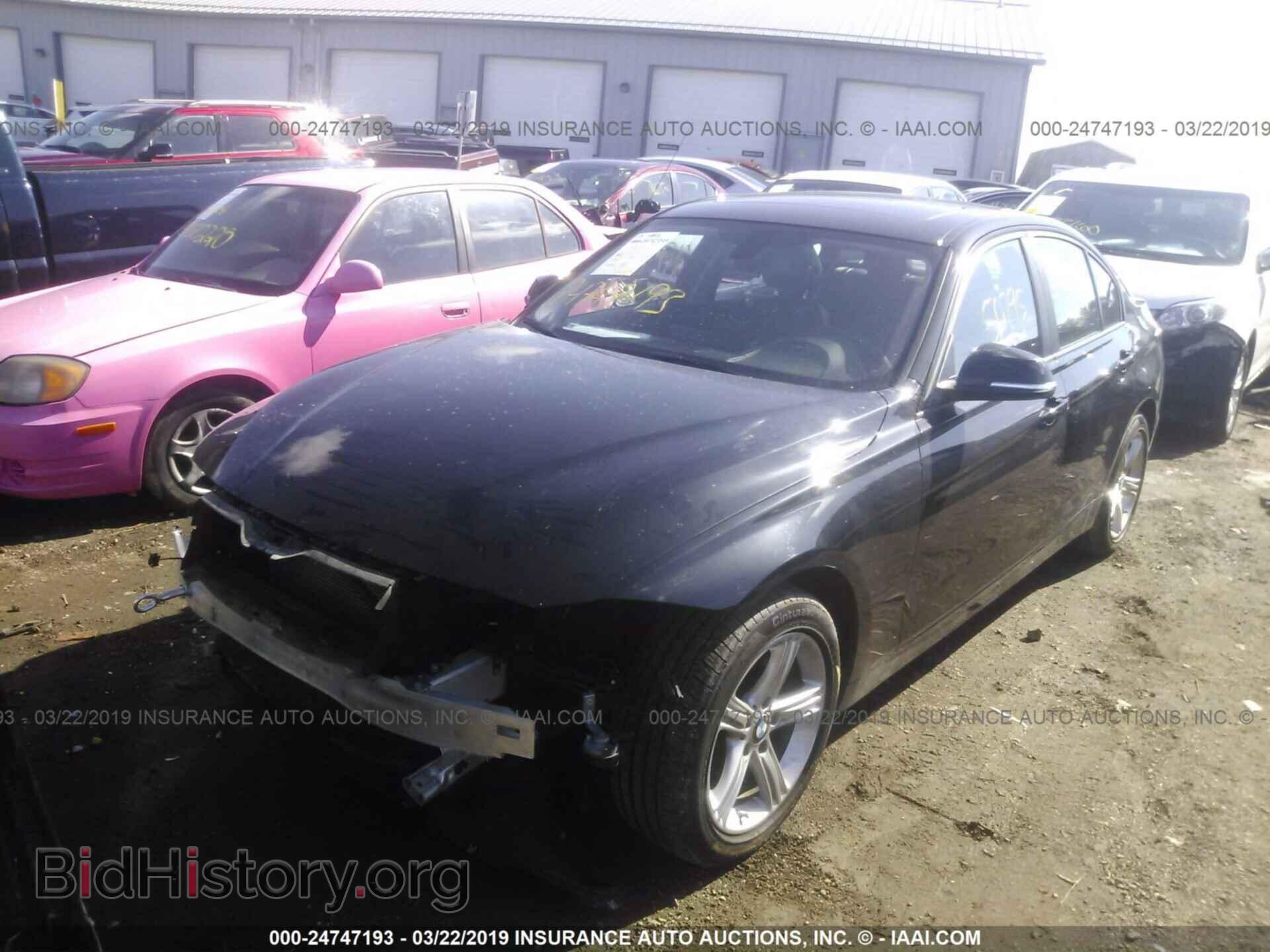 2014 BMW 328 - VIN: WBA3B3C54EJ977320 - Фото 2