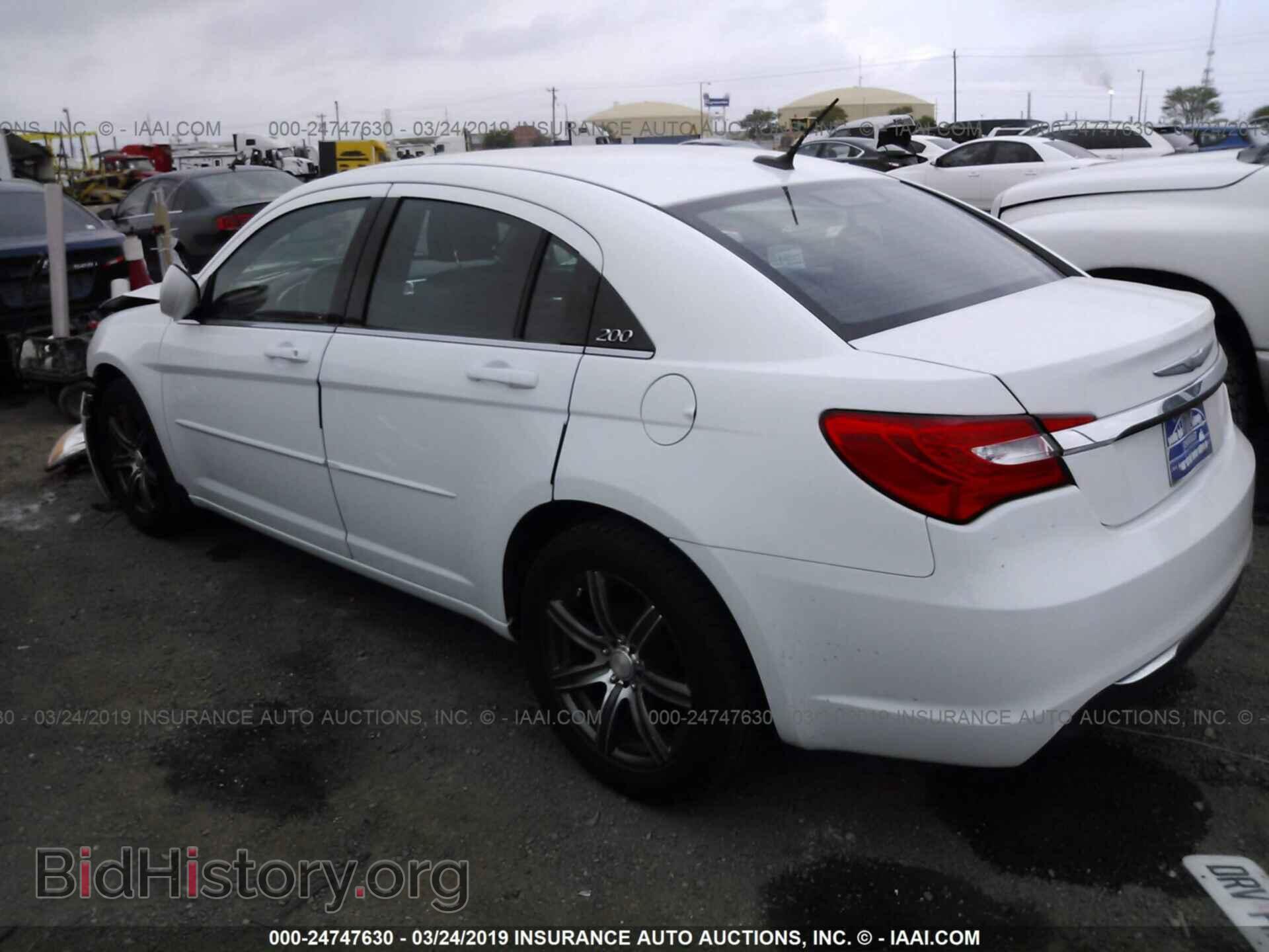 2014 CHRYSLER 200 - VIN: 1C3CCBAB5EN194877 - Фото 3