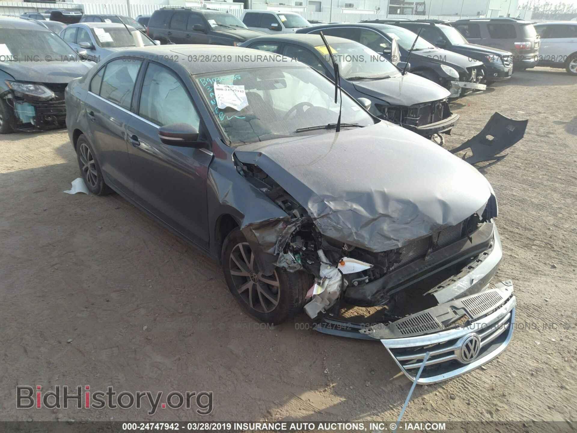 Фотография 3VWDB7AJ3HM260457 - VOLKSWAGEN JETTA 2017