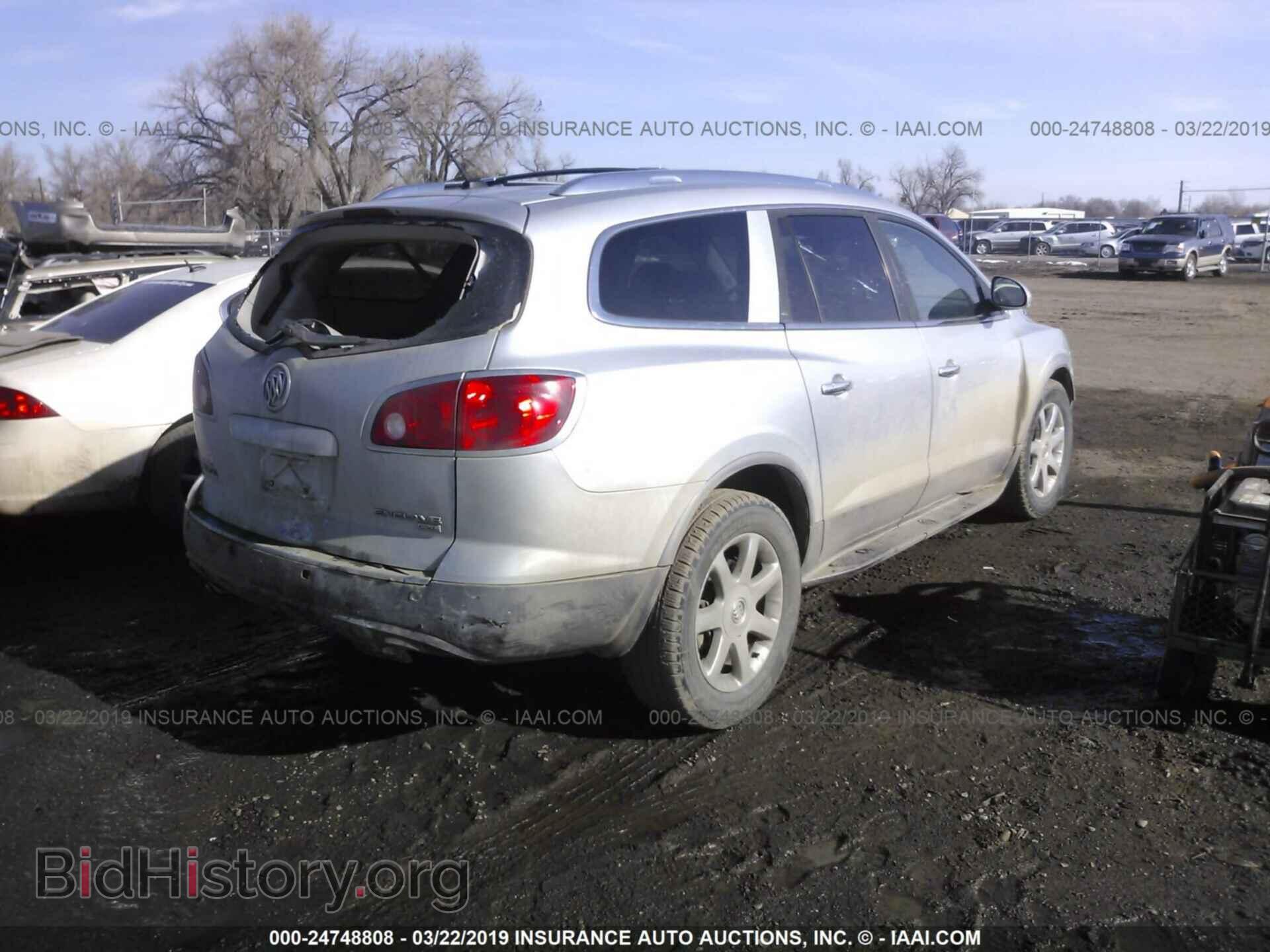 2010 BUICK ENCLAVE - VIN: 5GALVBED4AJ200074 - Photo 4