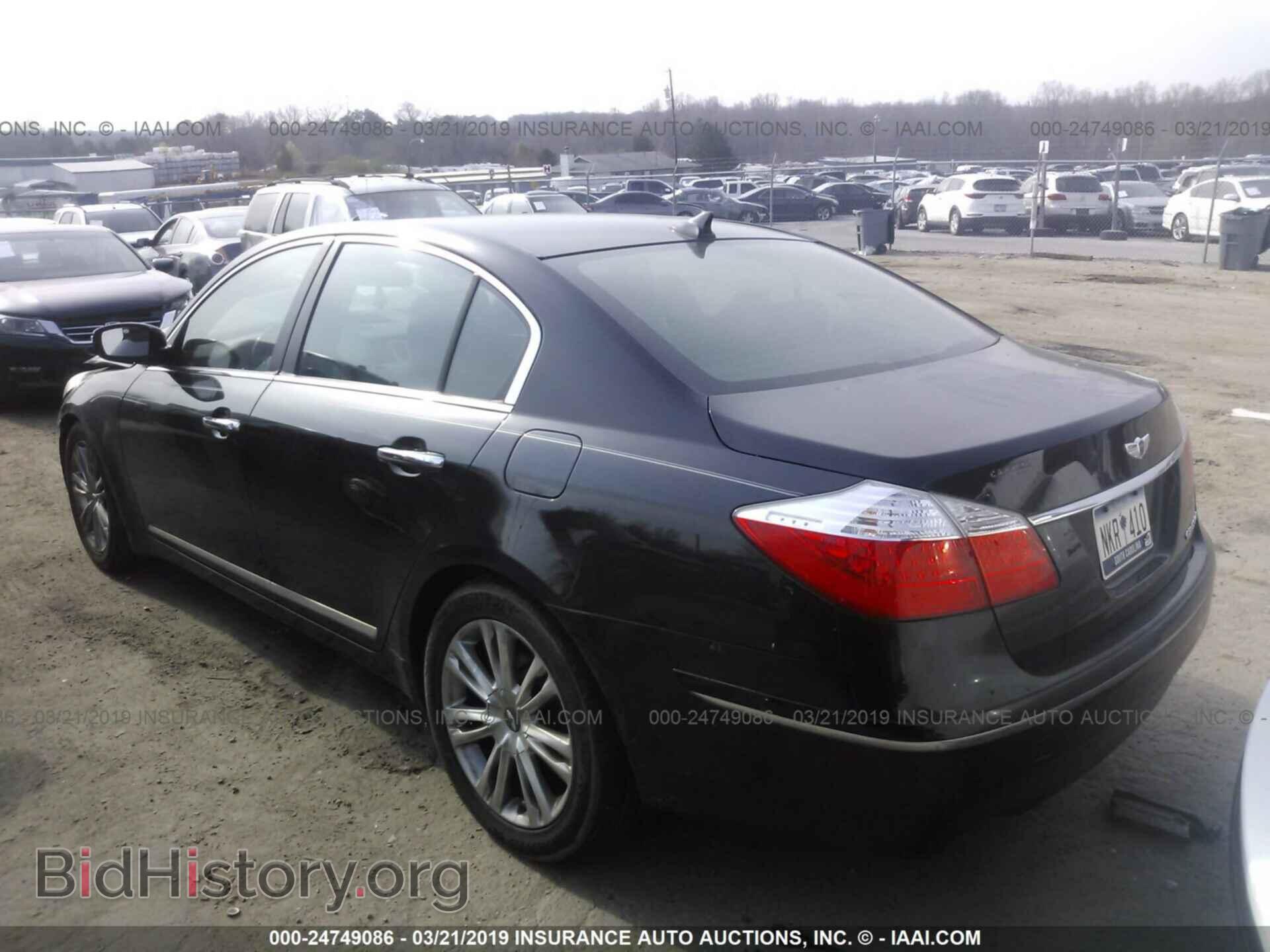 2010 HYUNDAI GENESIS - VIN: KMHGC4DF5AU092966 - Фото 3