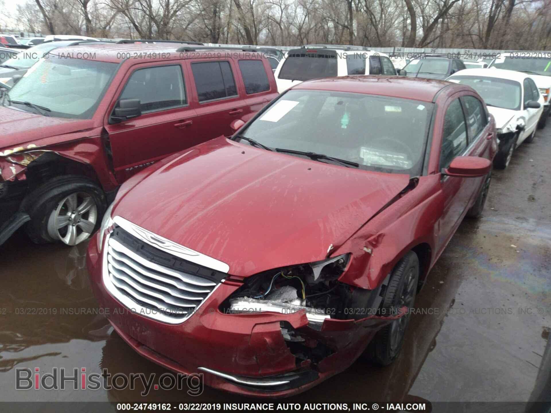 2013 CHRYSLER 200 - VIN: 1C3CCBAB2DN733616 - Photo 2