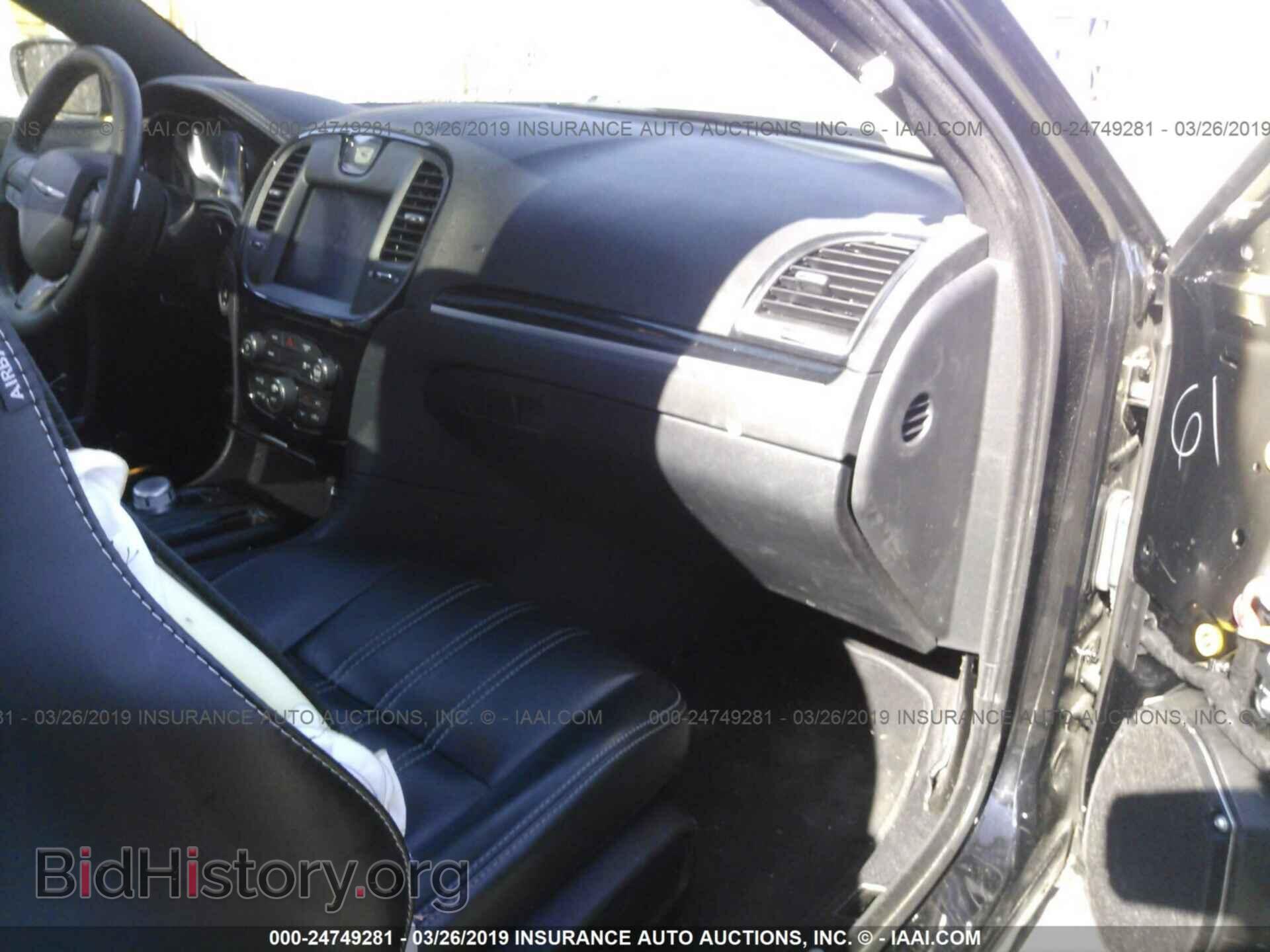 2017 CHRYSLER 300 - VIN: 2C3CCABGXHH577389 - Фото 5