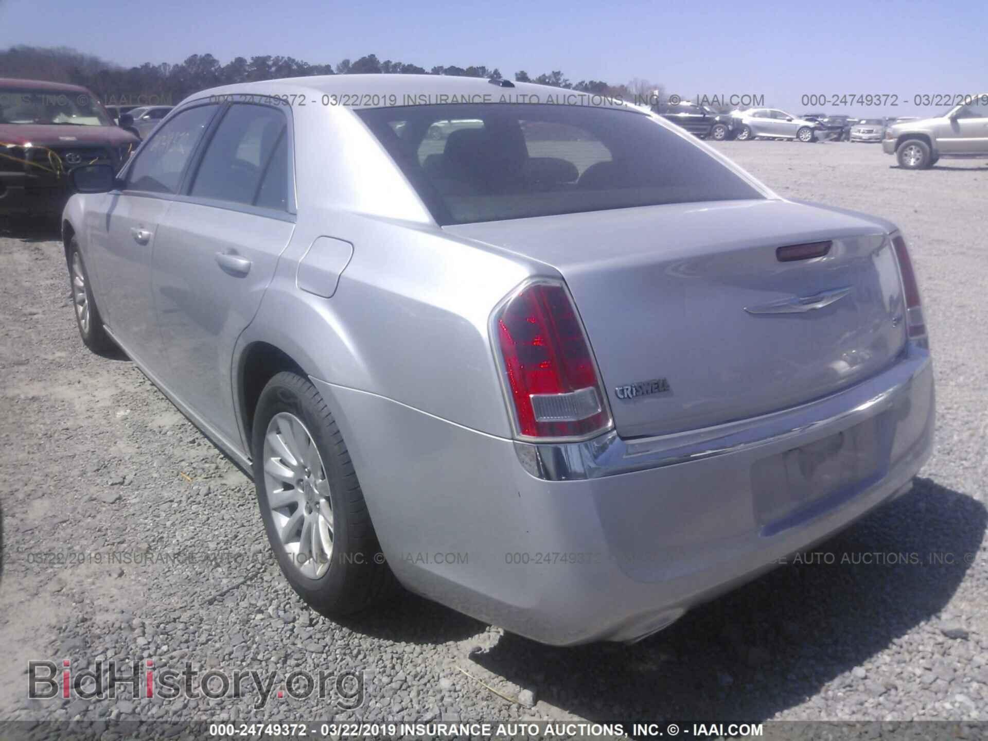 2012 CHRYSLER 300 - VIN: 2C3CCAAG1CH114244 - Фото 3