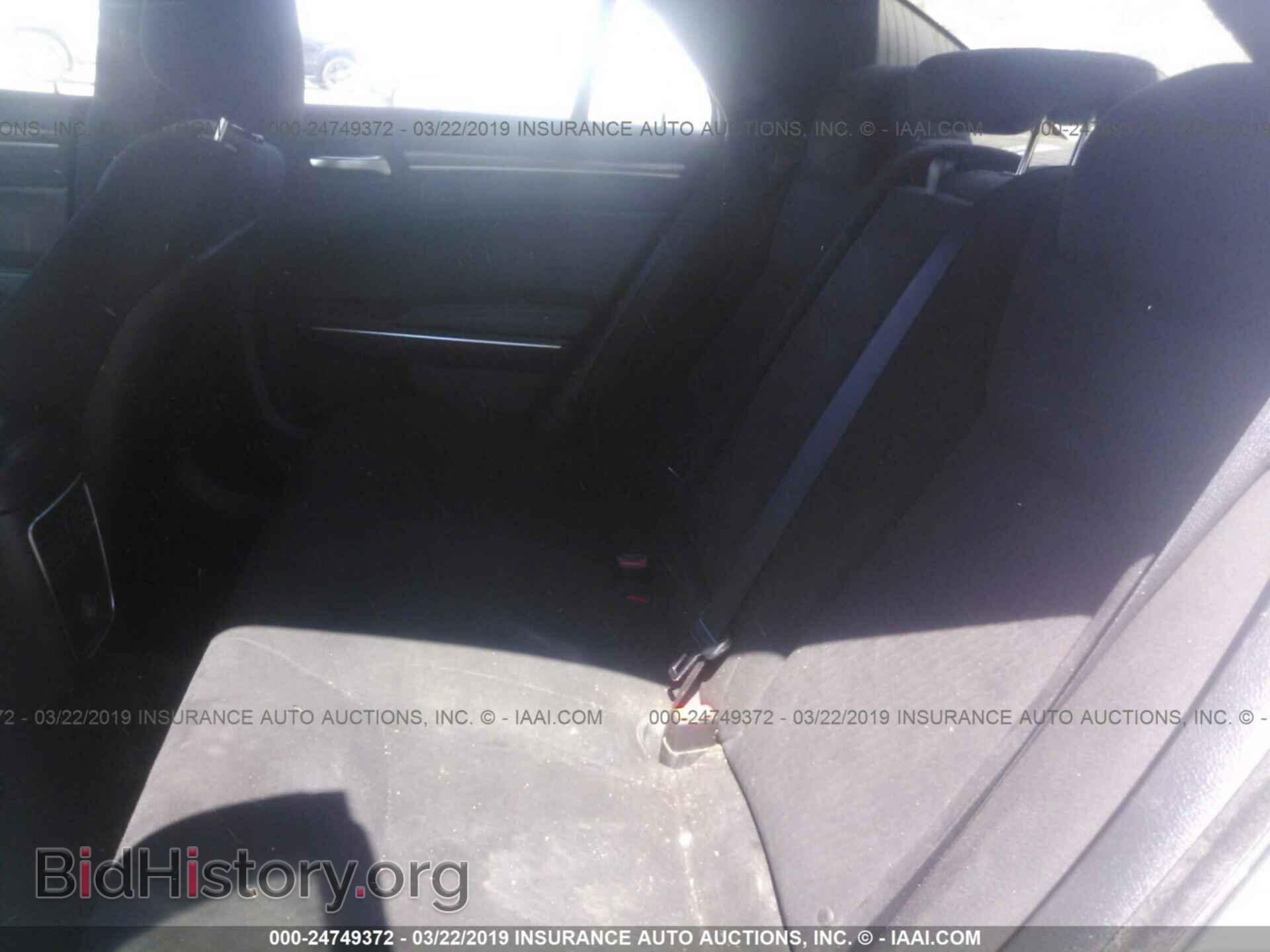 2012 CHRYSLER 300 - VIN: 2C3CCAAG1CH114244 - Фото 8