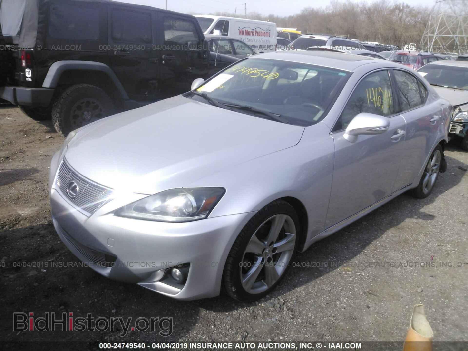2011 LEXUS IS - VIN: JTHBF5C23B5150349 - Фото 2