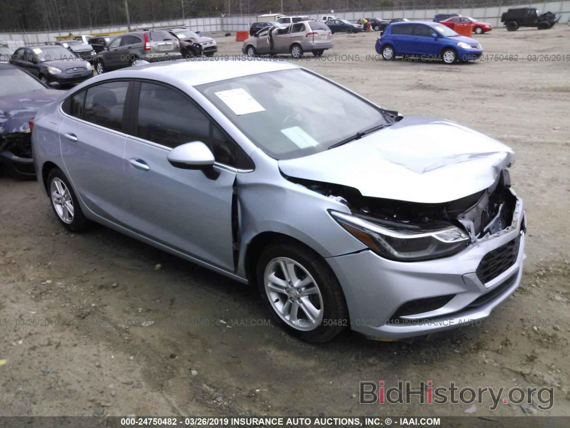 Photo 1G1BE5SM1H7160942 - CHEVROLET CRUZE 2017