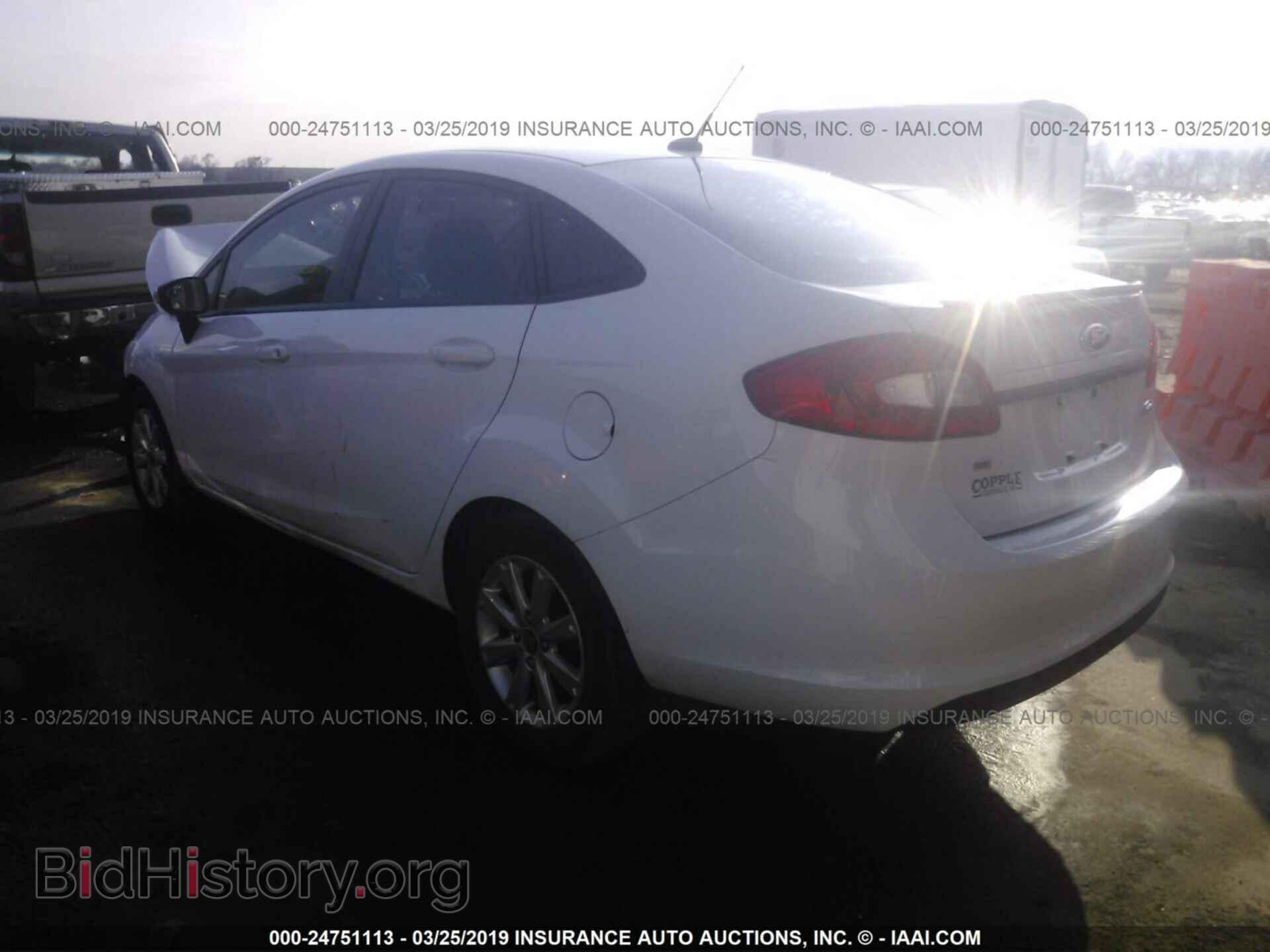 2013 FORD FIESTA - VIN: 3FADP4BJ3DM200342 - Фото 3