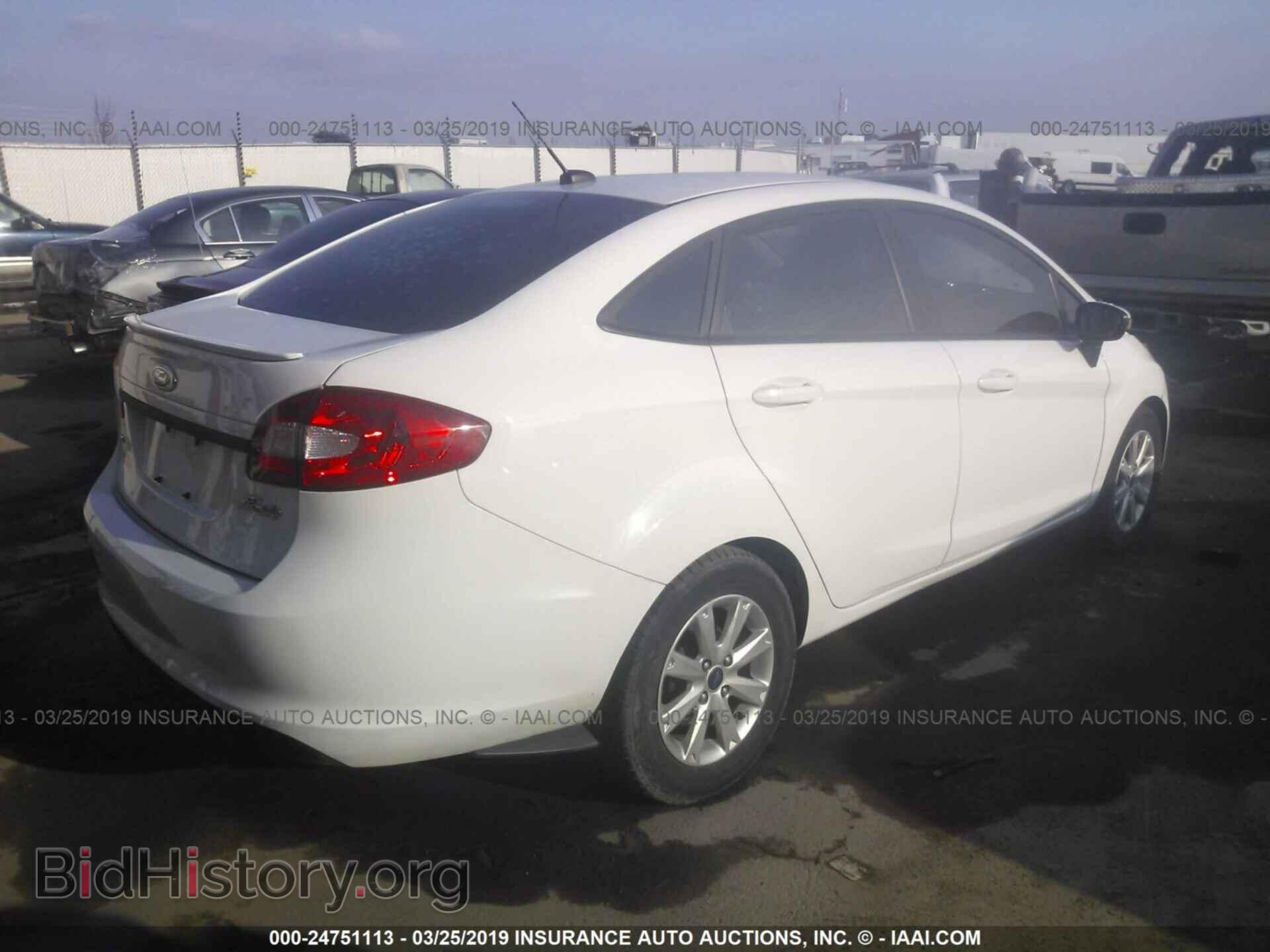 2013 FORD FIESTA - VIN: 3FADP4BJ3DM200342 - Фото 4