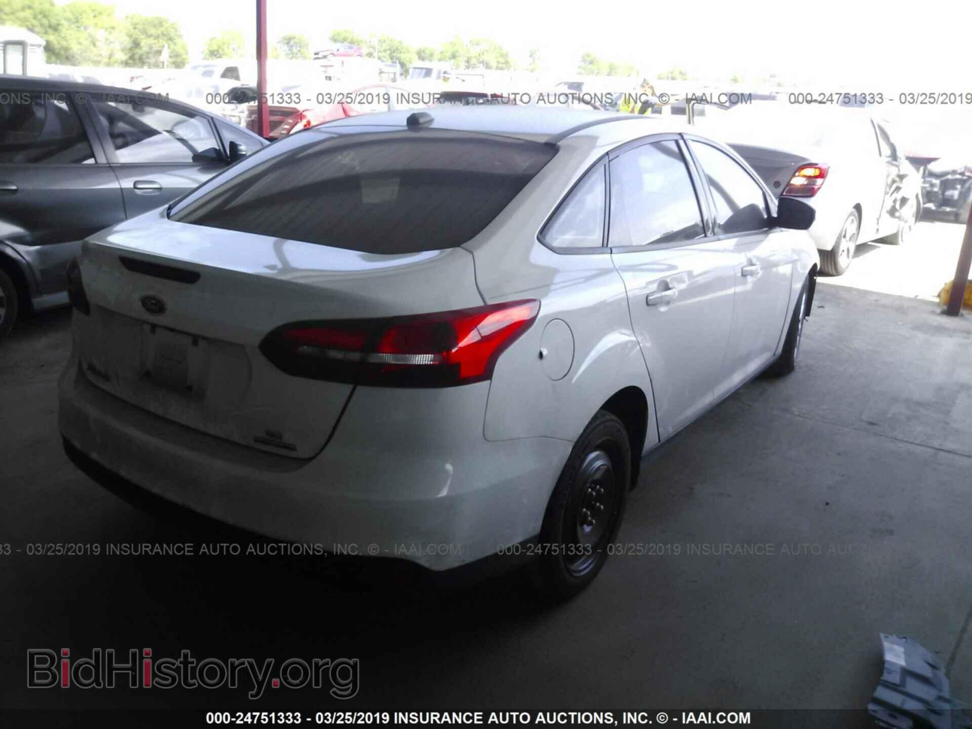 2016 FORD FOCUS - VIN: 1FADP3F22GL213926 - Photo 4