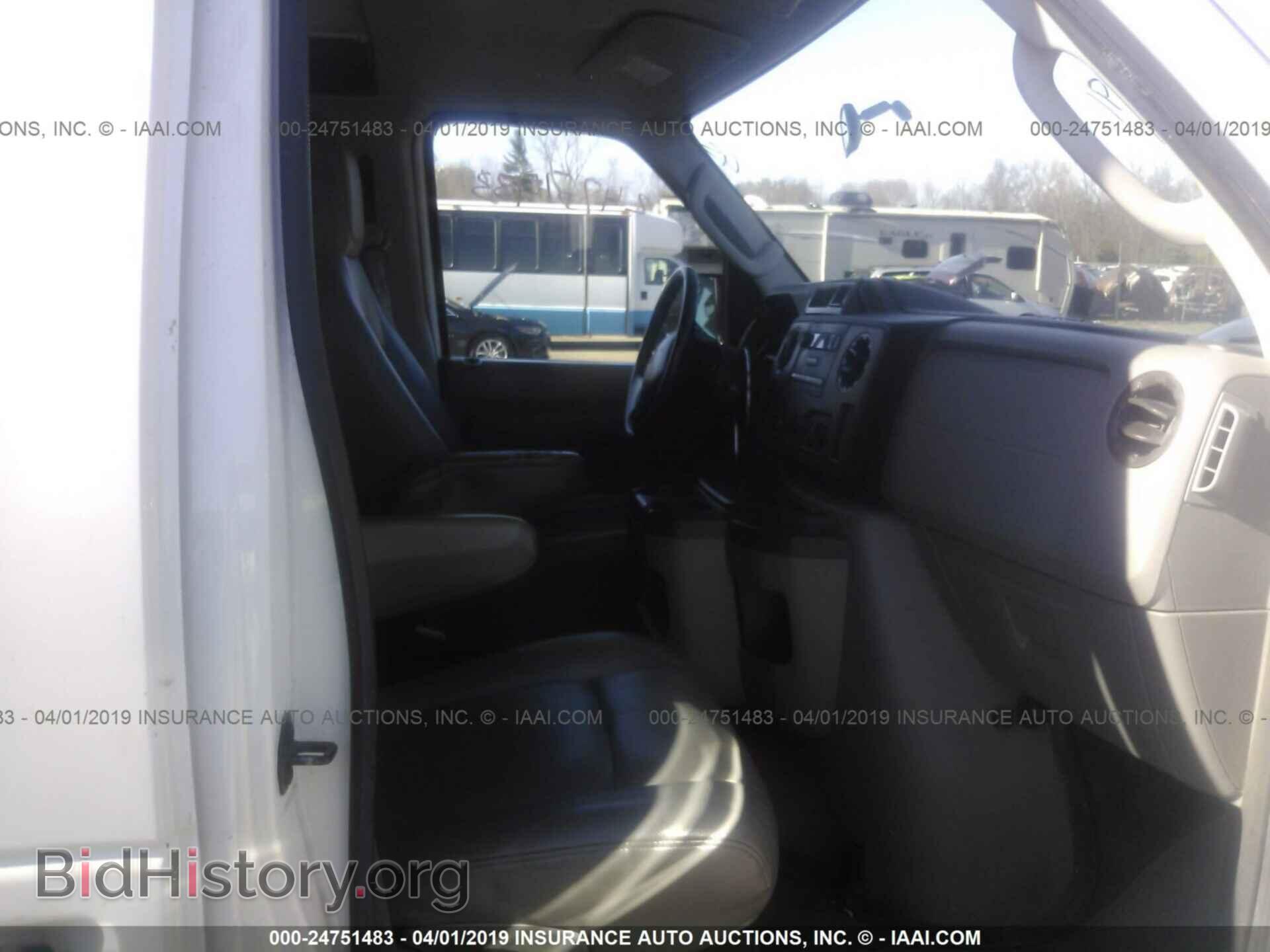 2009 FORD ECONOLINE - VIN: 1FTNE24W09DA86403 - Фото 5