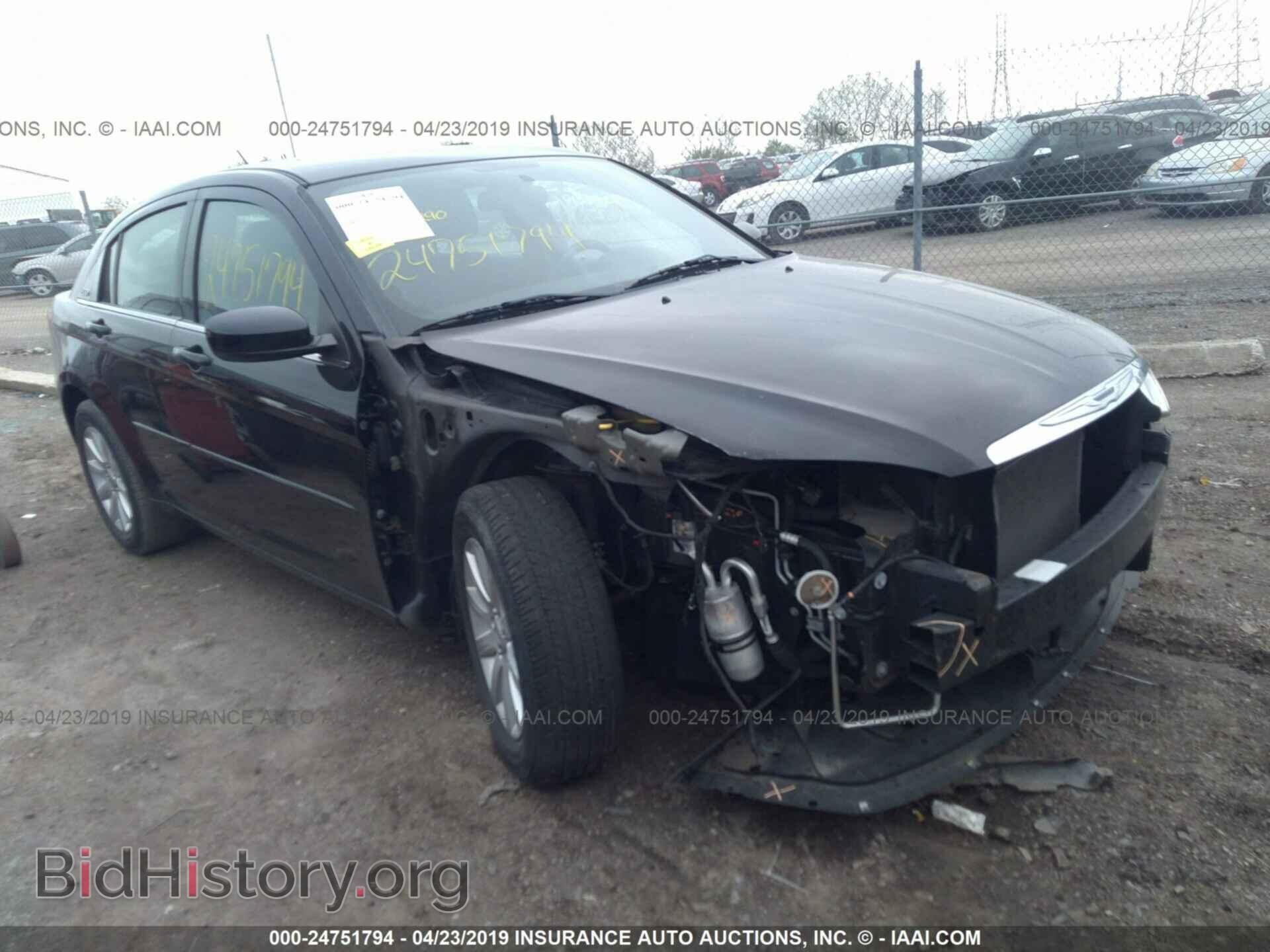 Photo 1C3CCBBG6DN704386 - CHRYSLER 200 2013