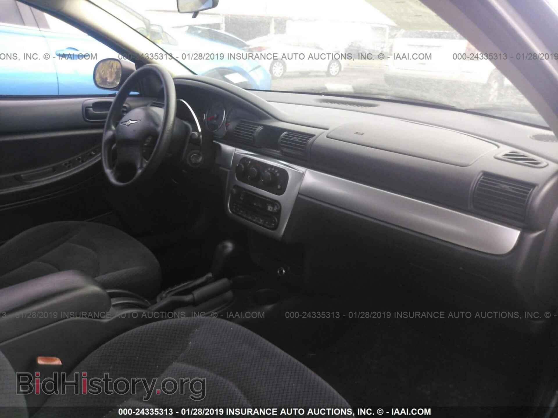 2005 CHRYSLER SEBRING - VIN: 1C3EL56T65N636593 - Фото 5