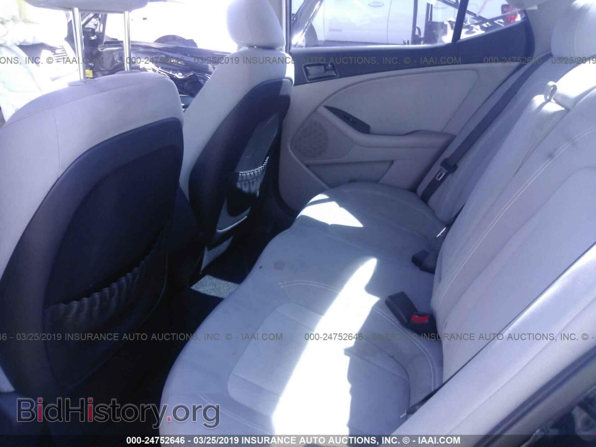 2011 KIA OPTIMA - VIN: KNAGM4A77B5129488 - Фото 8
