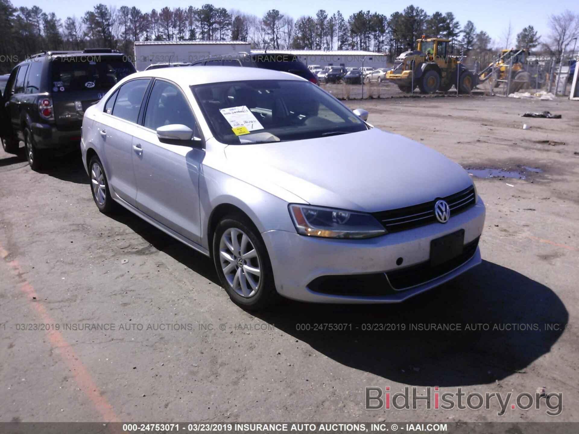 Фотография 3VWDX7AJ1DM215013 - VOLKSWAGEN JETTA 2013