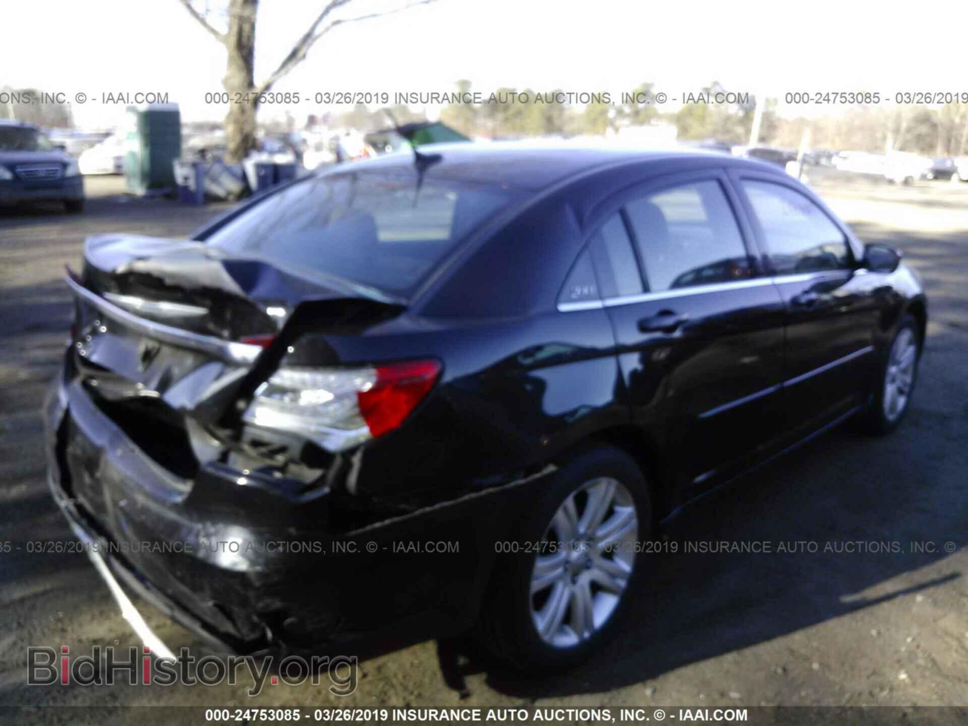 2013 CHRYSLER 200 - VIN: 1C3CCBBB6DN714209 - Photo 4