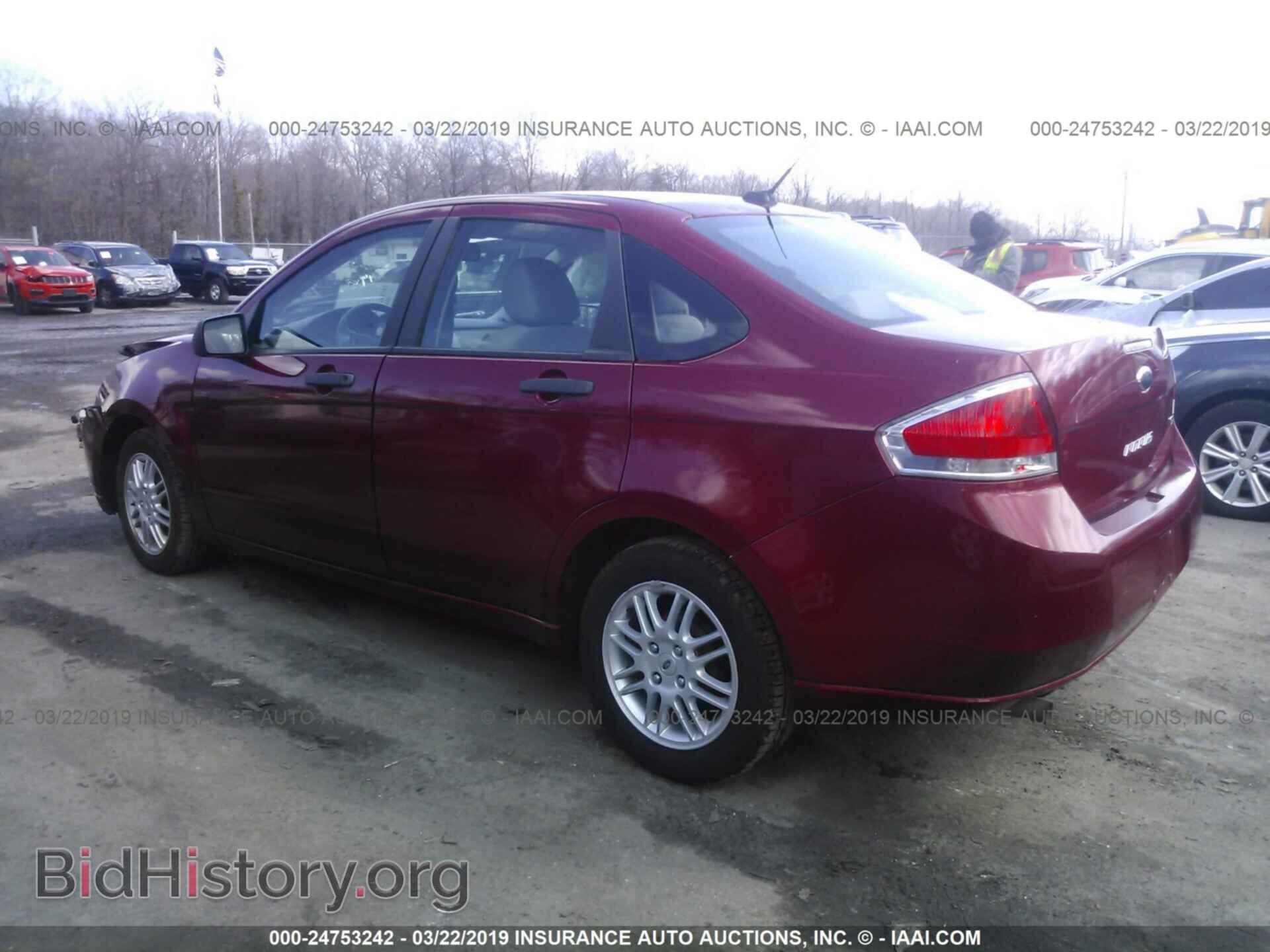 2011 FORD FOCUS - VIN: 1FAHP3FN6BW160635 - Фото 3