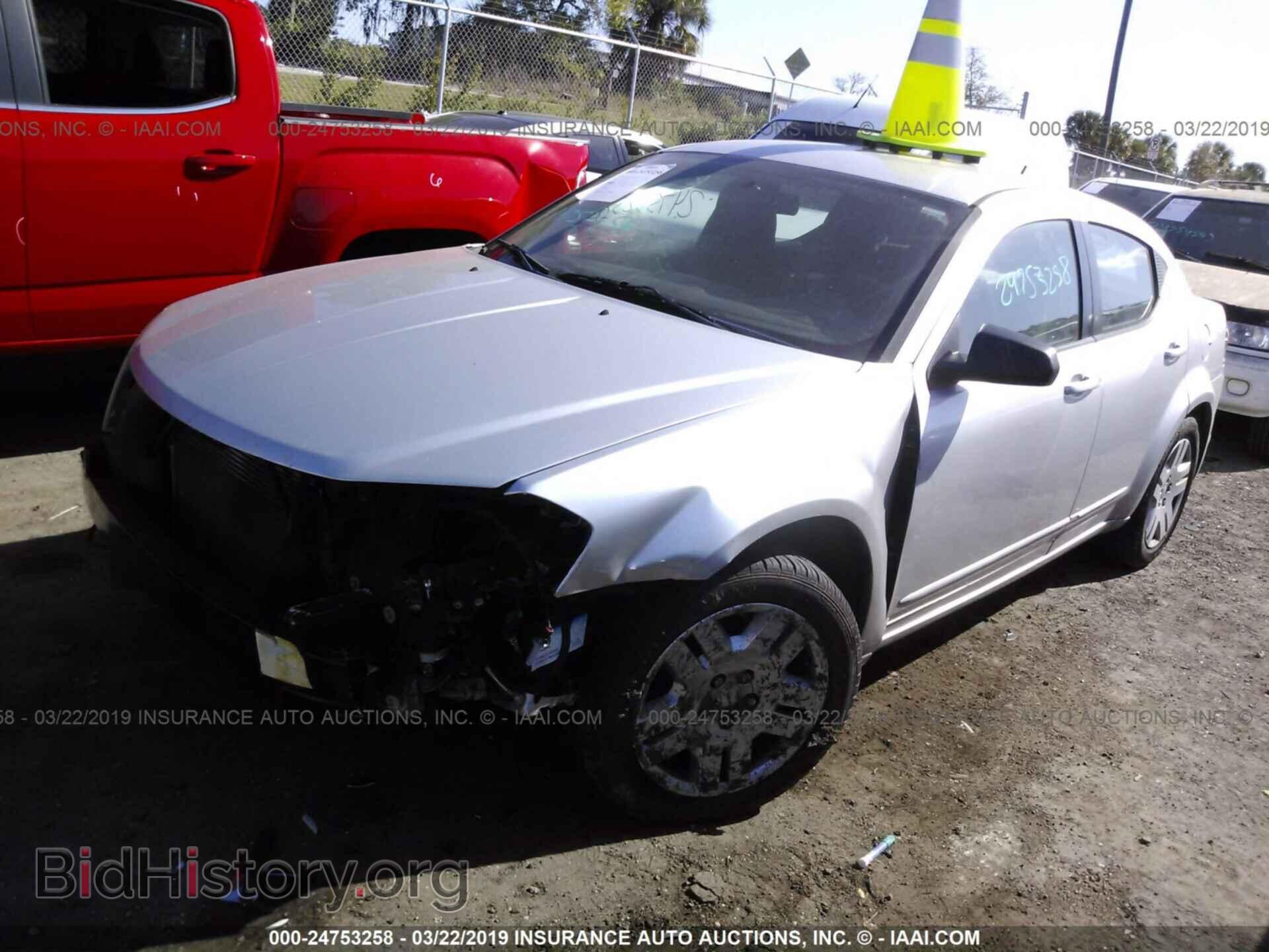 2011 DODGE AVENGER - VIN: 1B3BD4FB0BN578183 - Фото 2