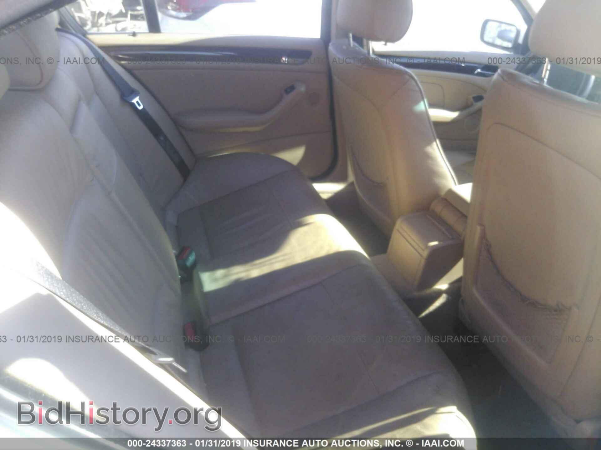 2003 BMW 330 - VIN: WBAEV53443KM27528 - Фото 8
