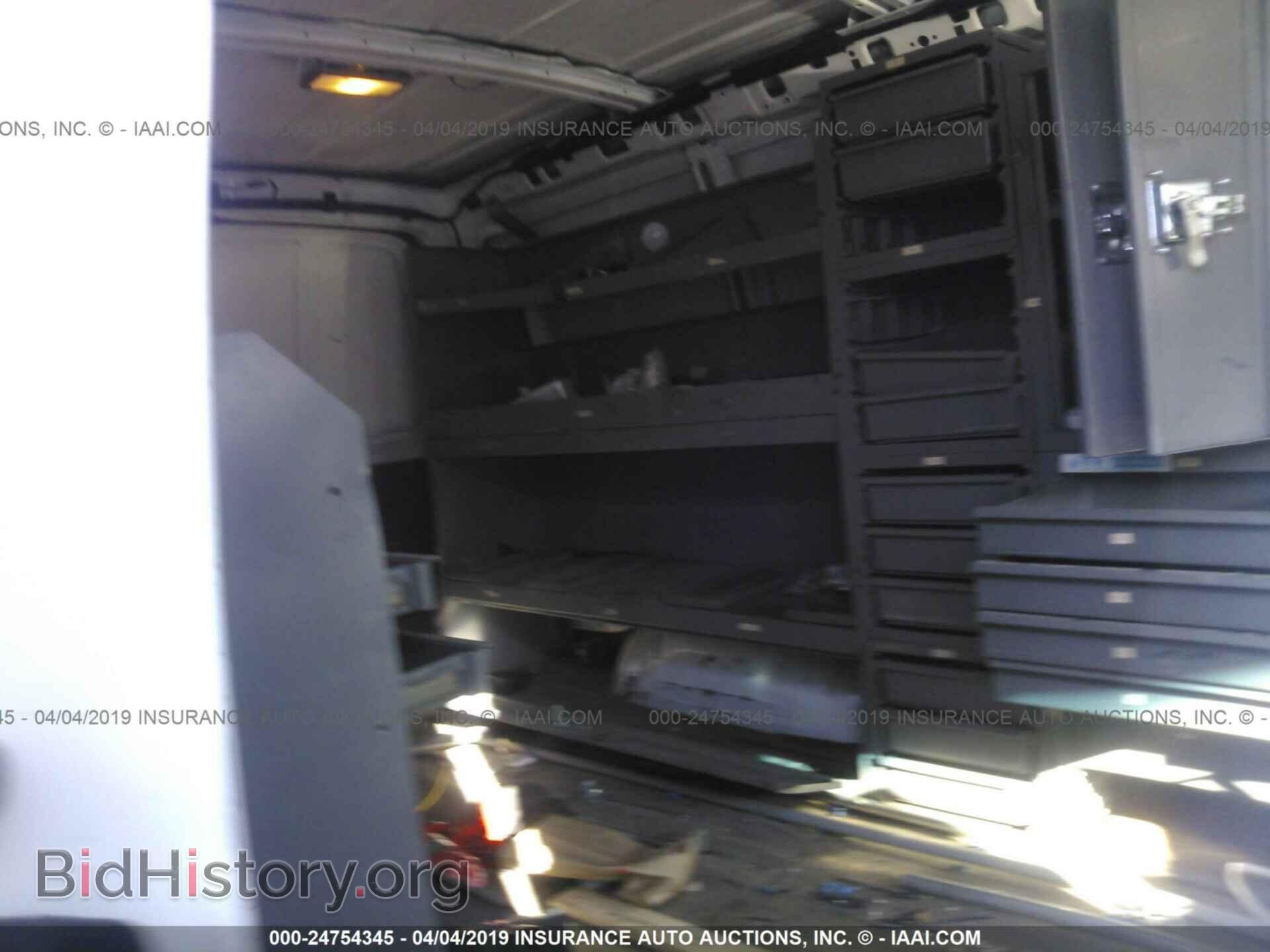 2010 GMC SAVANA - VIN: 1GTZGFBG5A1101370 - Фото 8