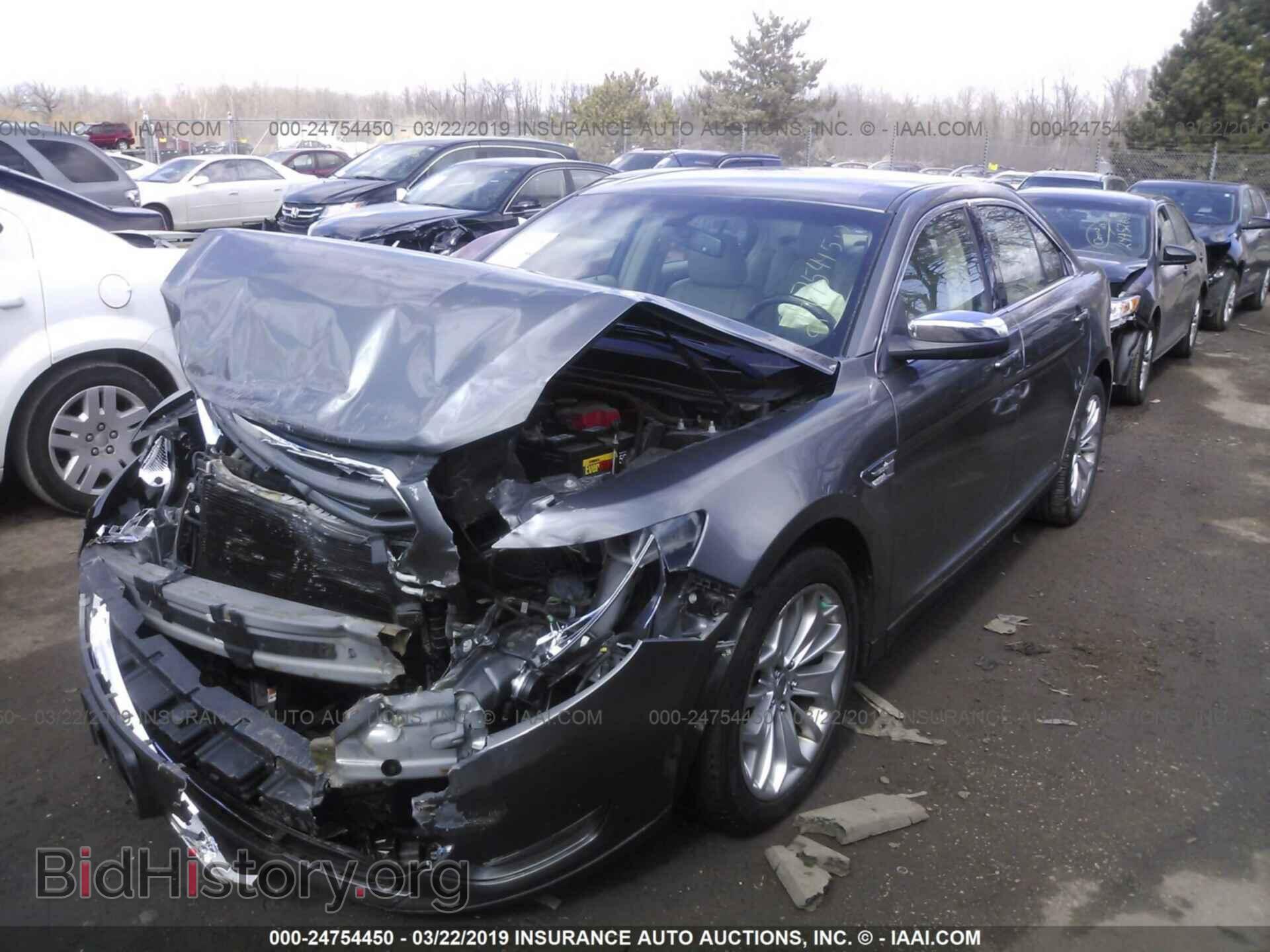 2013 FORD TAURUS - VIN: 1FAHP2F85DG124095 - Фото 2