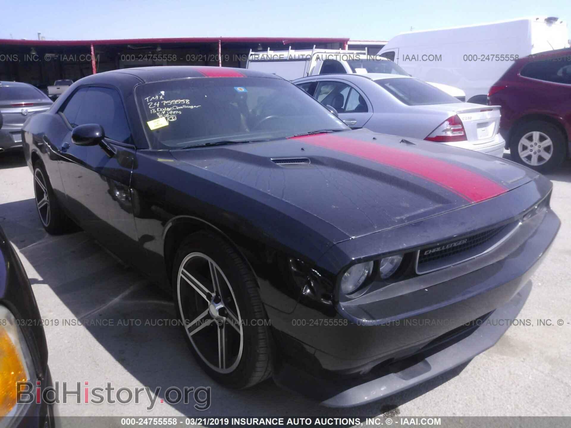Photo 2C3CDYAG0DH729083 - DODGE CHALLENGER 2013