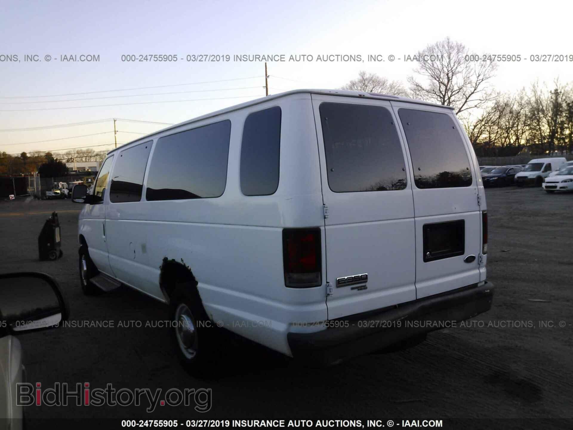 2006 FORD ECONOLINE - VIN: 1FBSS31L36HB15882 - Фото 3