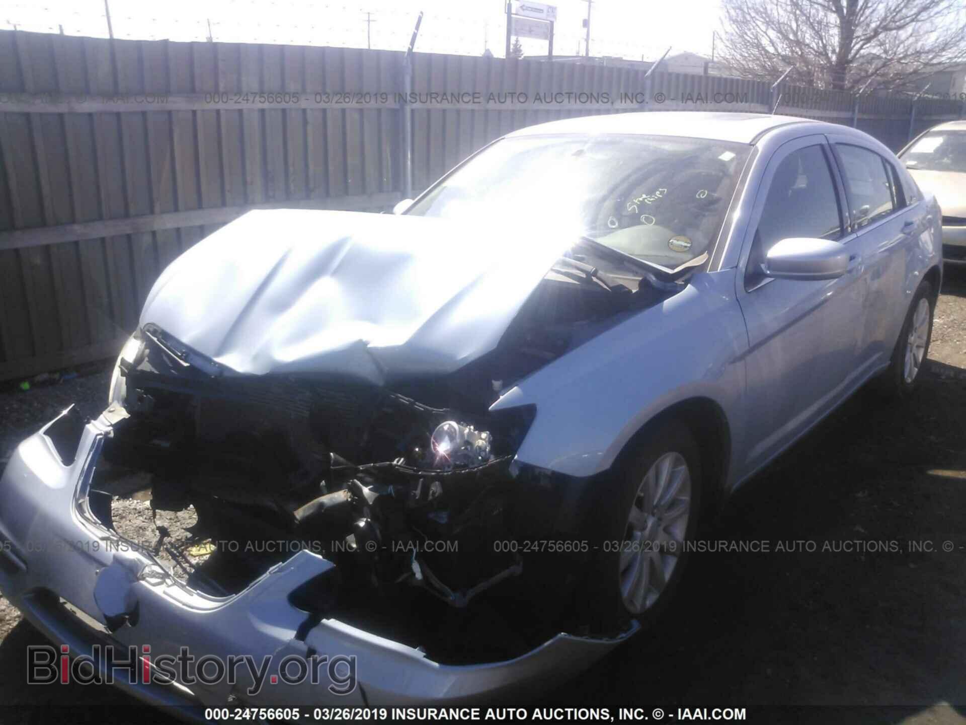 2013 CHRYSLER 200 - VIN: 1C3CCBBB5DN514244 - Фото 2