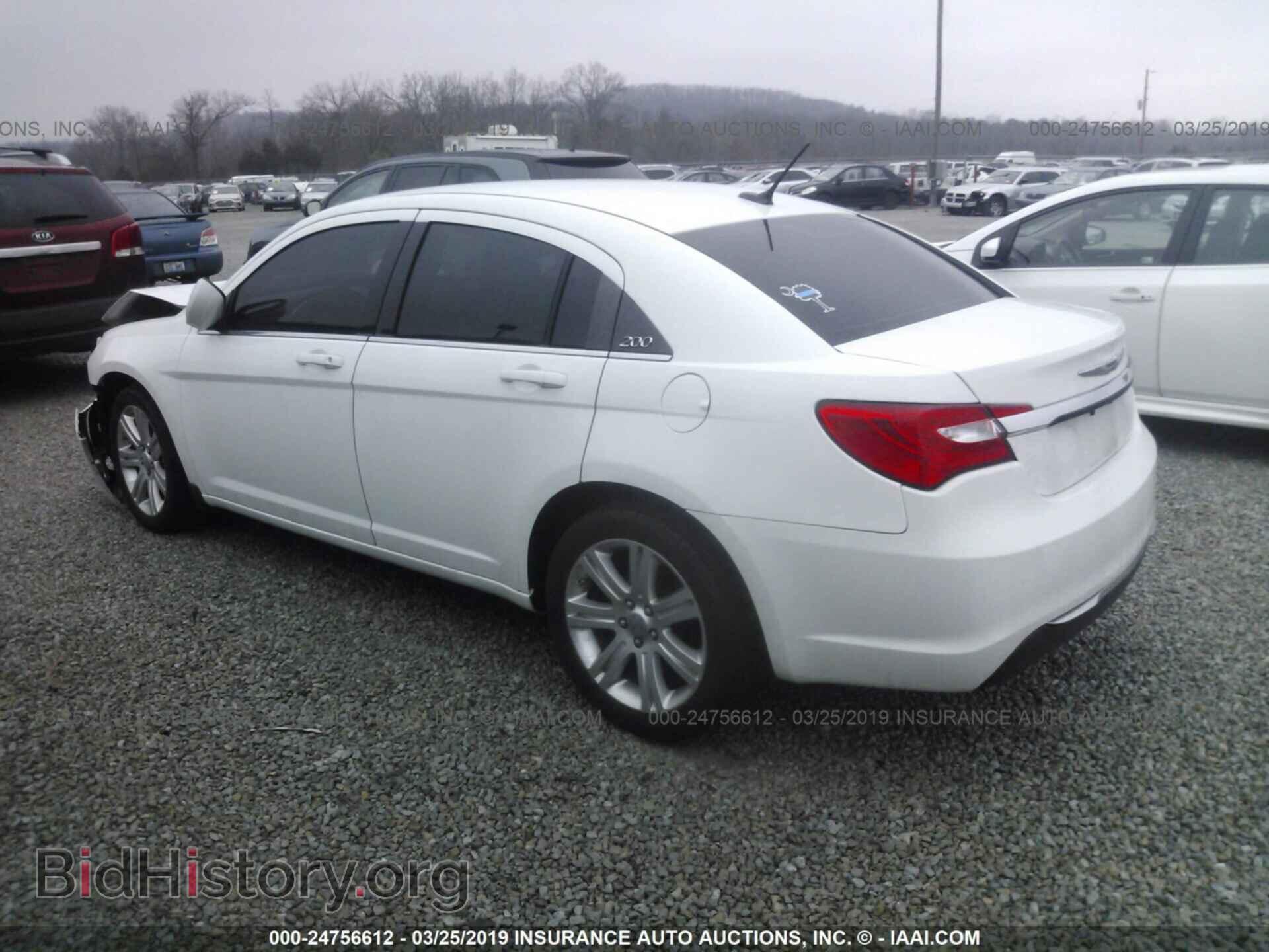 2013 CHRYSLER 200 - VIN: 1C3CCBAB2DN761237 - Фото 3