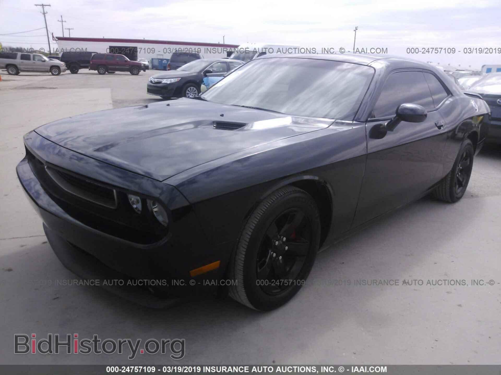 2014 DODGE CHALLENGER - VIN: 2C3CDYAG1EH201800 - Photo 2